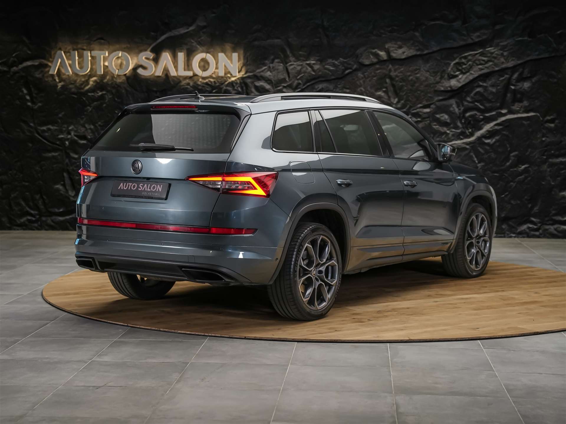 SKODA Kodiaq 2.0 Bi-TDI SCR RS 4x4 DSG *CH Fahrzeug*7 Plätzer*Panorama*Standheizung*-image-5