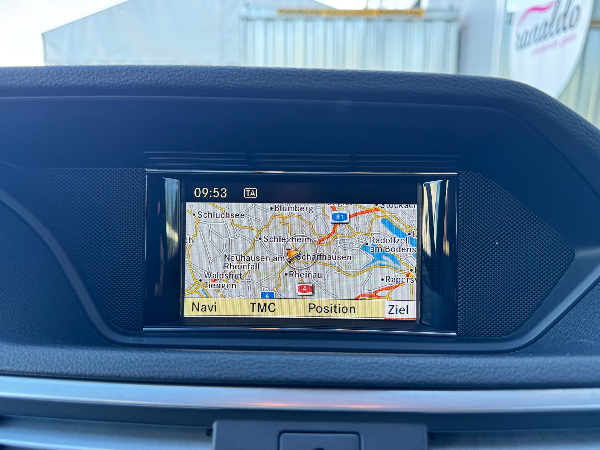MERCEDES-BENZ E 220 CDI BlueEfficiency Avantgarde+Automat+Navigation+Bluetooth+Parksensoren+Klimaautomatik+18"Alu+ab MFK / Service 03.2026-image-17