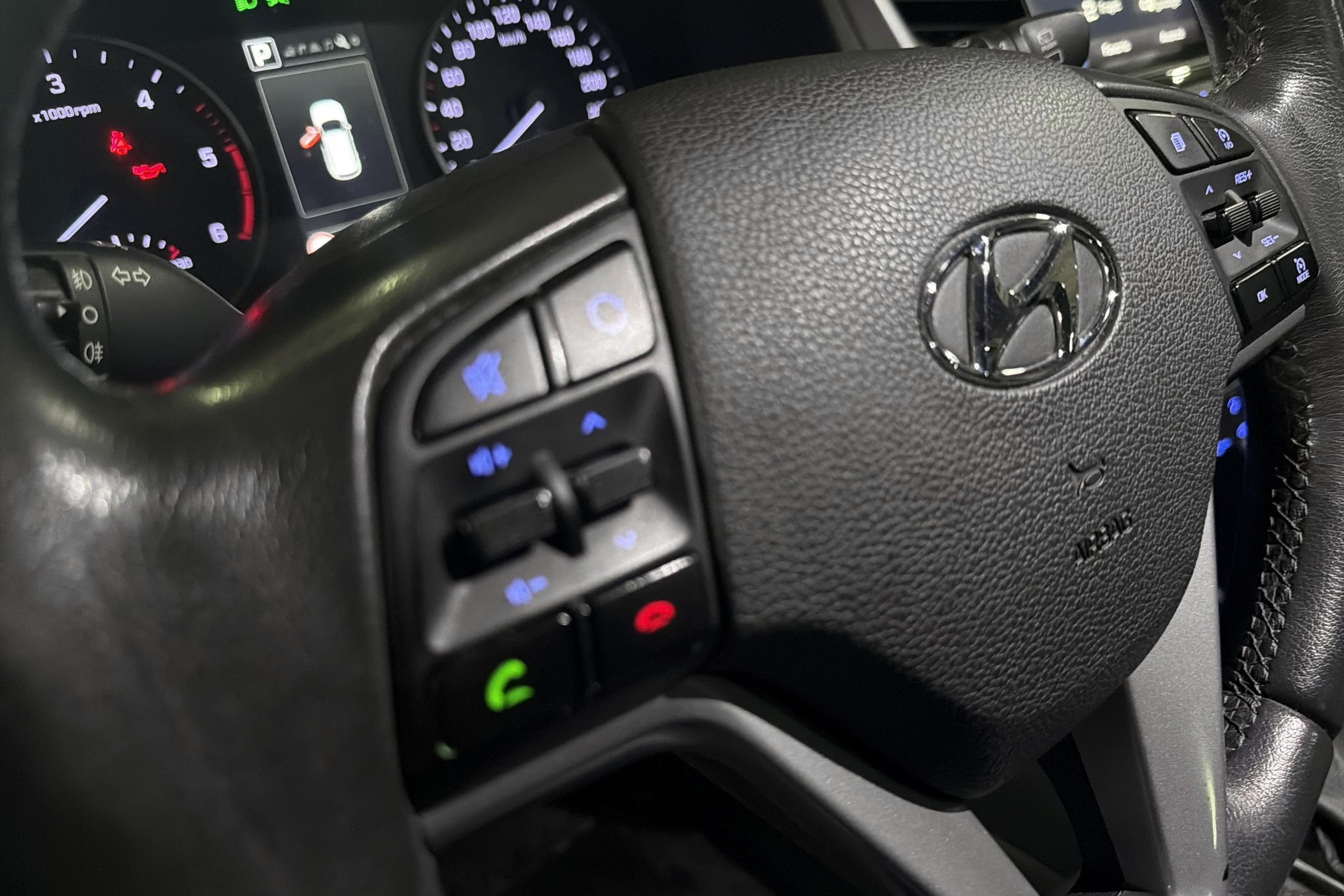 HYUNDAI Tucson 2.0 CRDI Vertex 4WD Automatic-image-22
