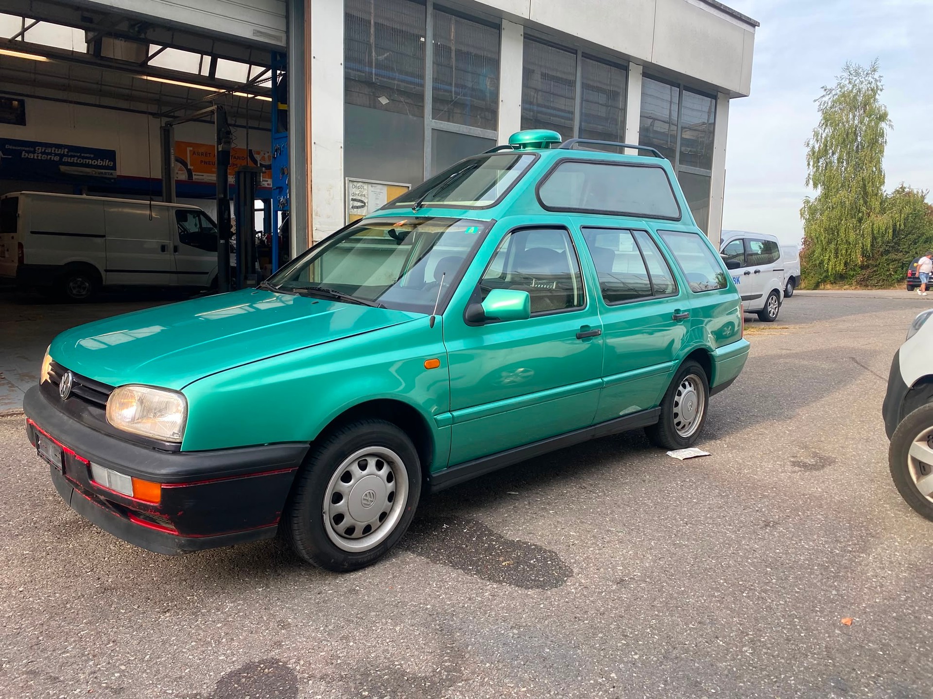 VW Golf 2000 automatique Transport chaise roulante-image-7