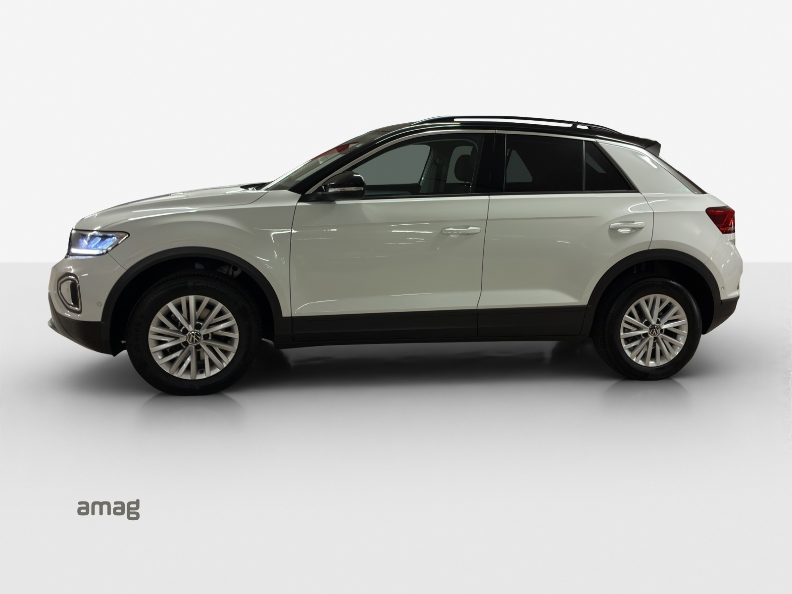 VW T-Roc 1.5 TSI EVO Life-image-1