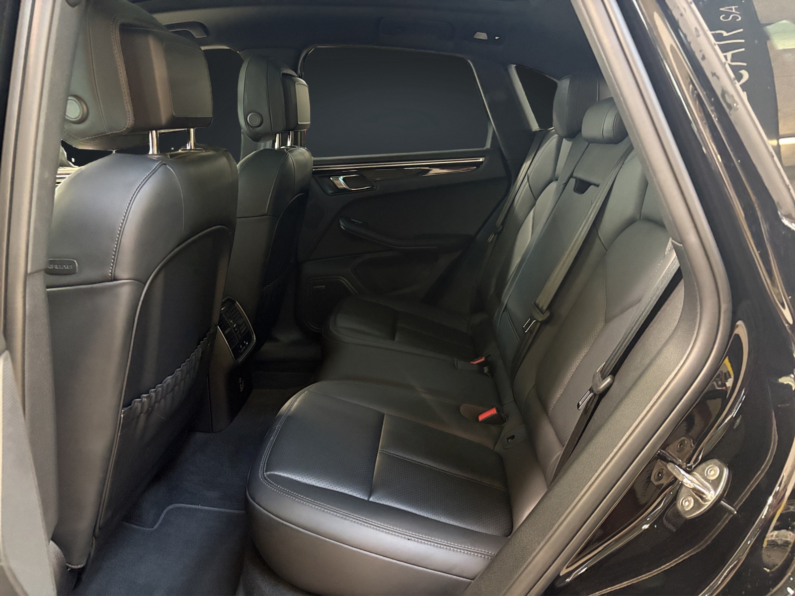 PORSCHE Macan T PDK-image-14
