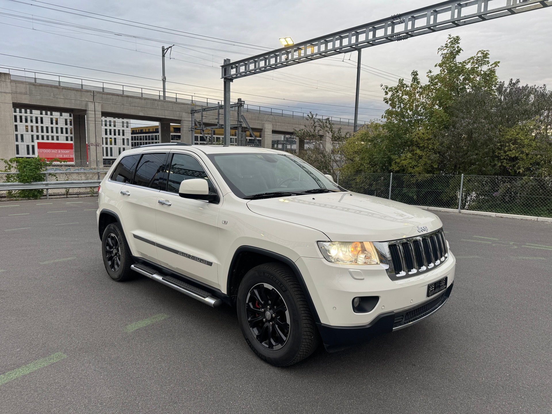 JEEP 3.0 CRD Limited-image-1