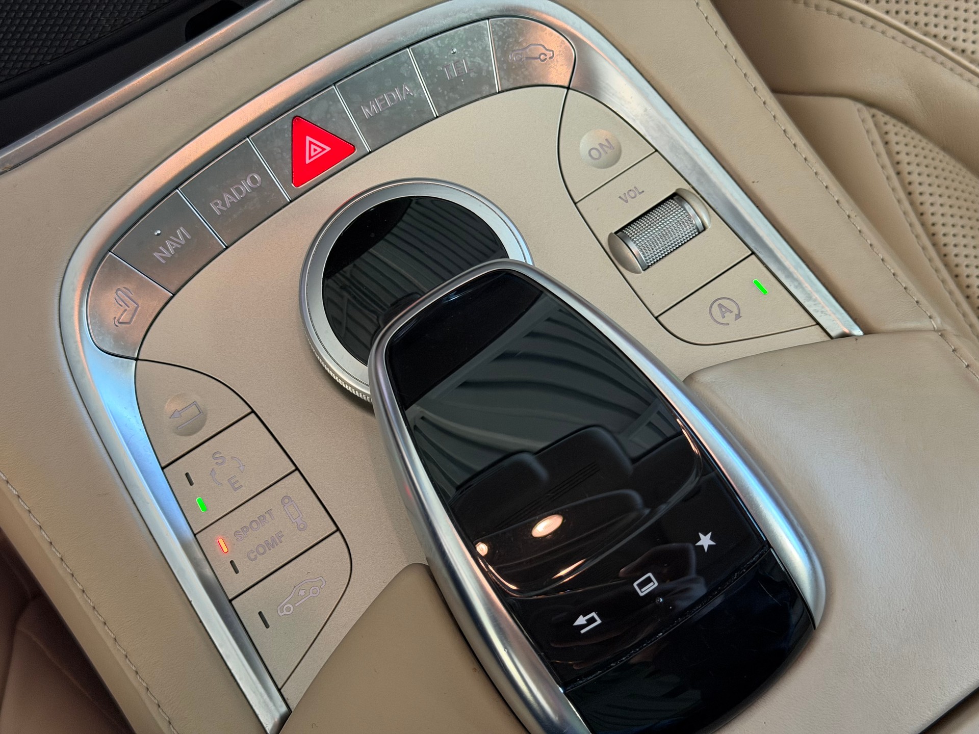 MERCEDES-BENZ S 350 d L 9G-Tronic | Frisch MFK | Ab Service | Chauffeur Paket | Burmester Sound | Massagesitze | Sitzbelüftung-image-18
