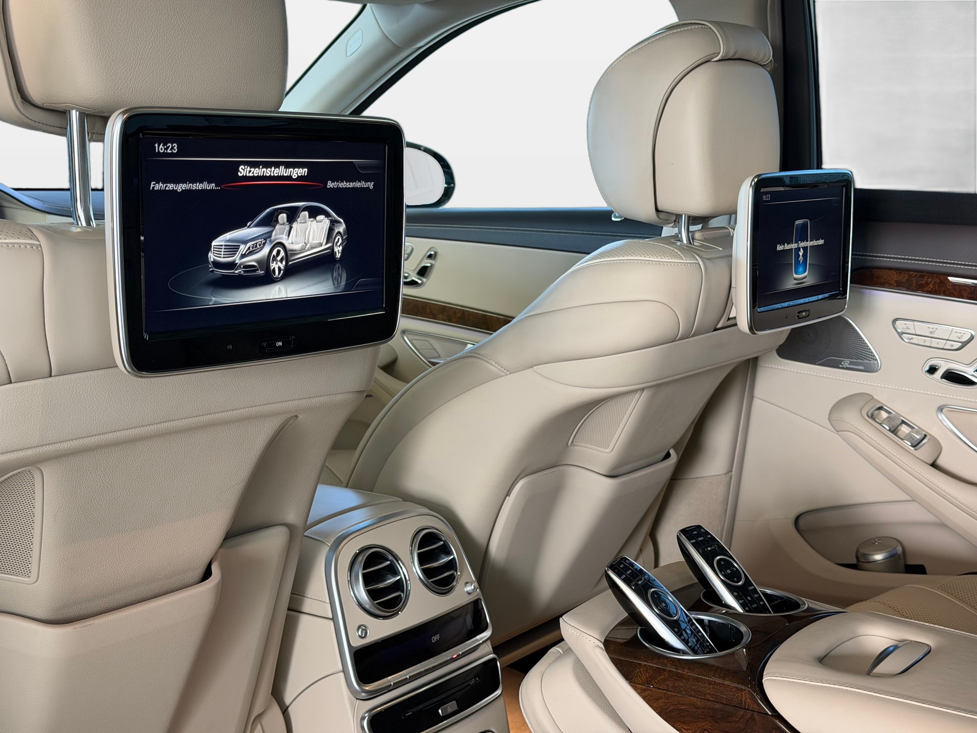 MERCEDES-BENZ S 350 d L 9G-Tronic | Frisch MFK | Ab Service | Chauffeur Paket | Burmester Sound | Massagesitze | Sitzbelüftung-image-24