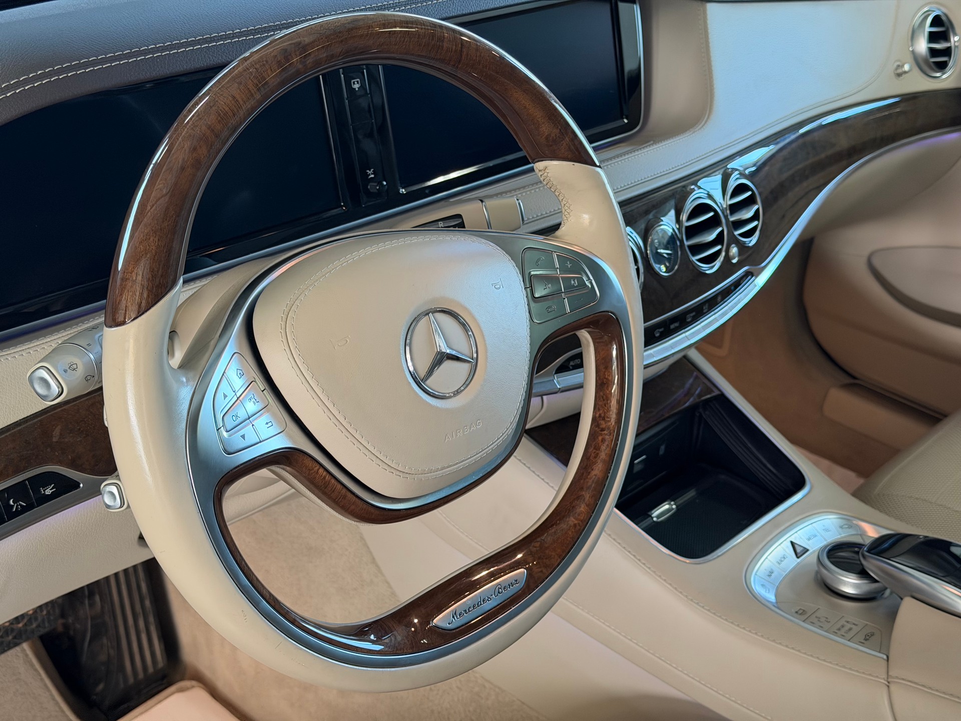MERCEDES-BENZ S 350 d L 9G-Tronic | Frisch MFK | Ab Service | Chauffeur Paket | Burmester Sound | Massagesitze | Sitzbelüftung-image-13