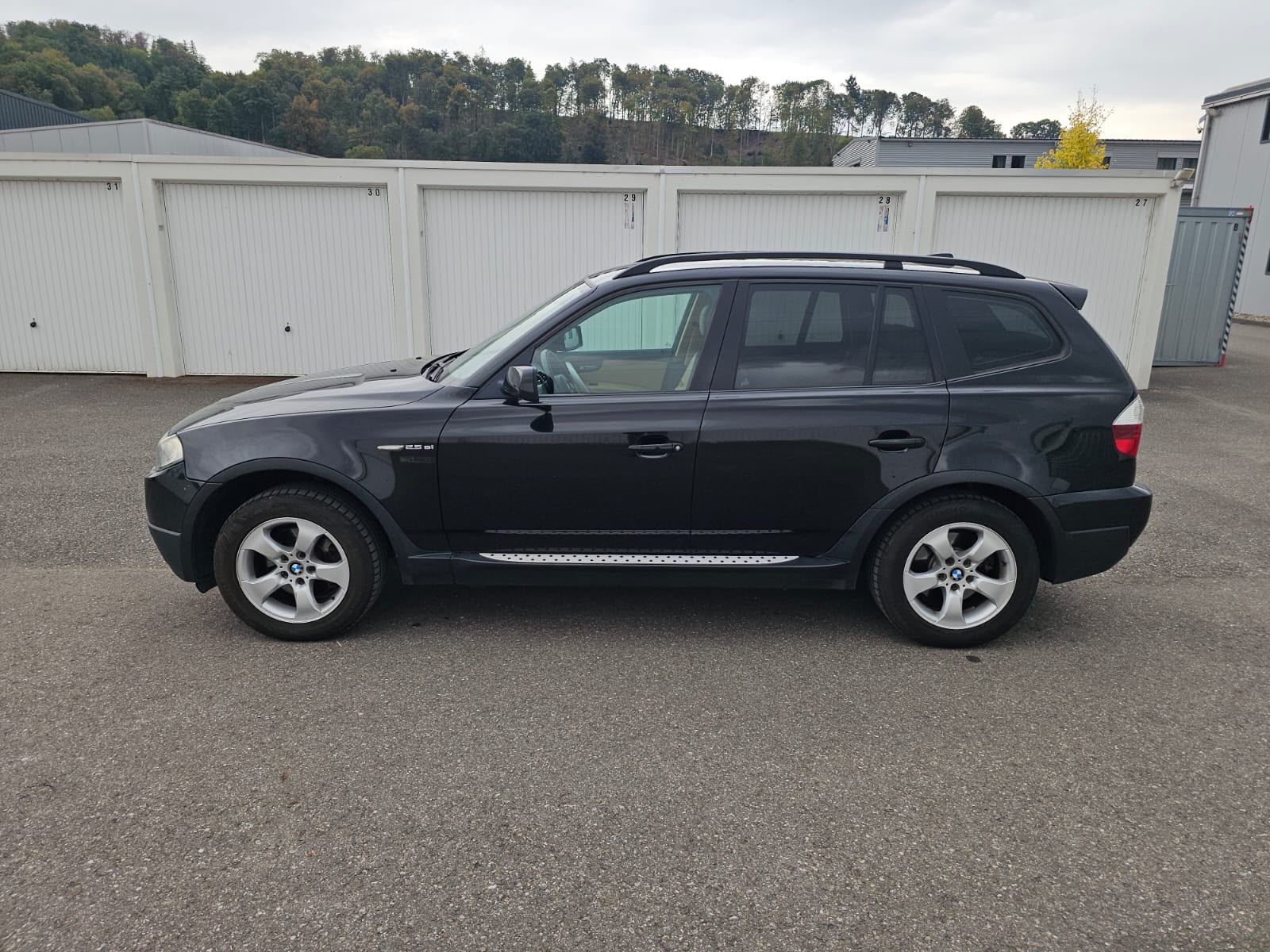 BMW X3 xDrive 25i (2.5si)-image-7