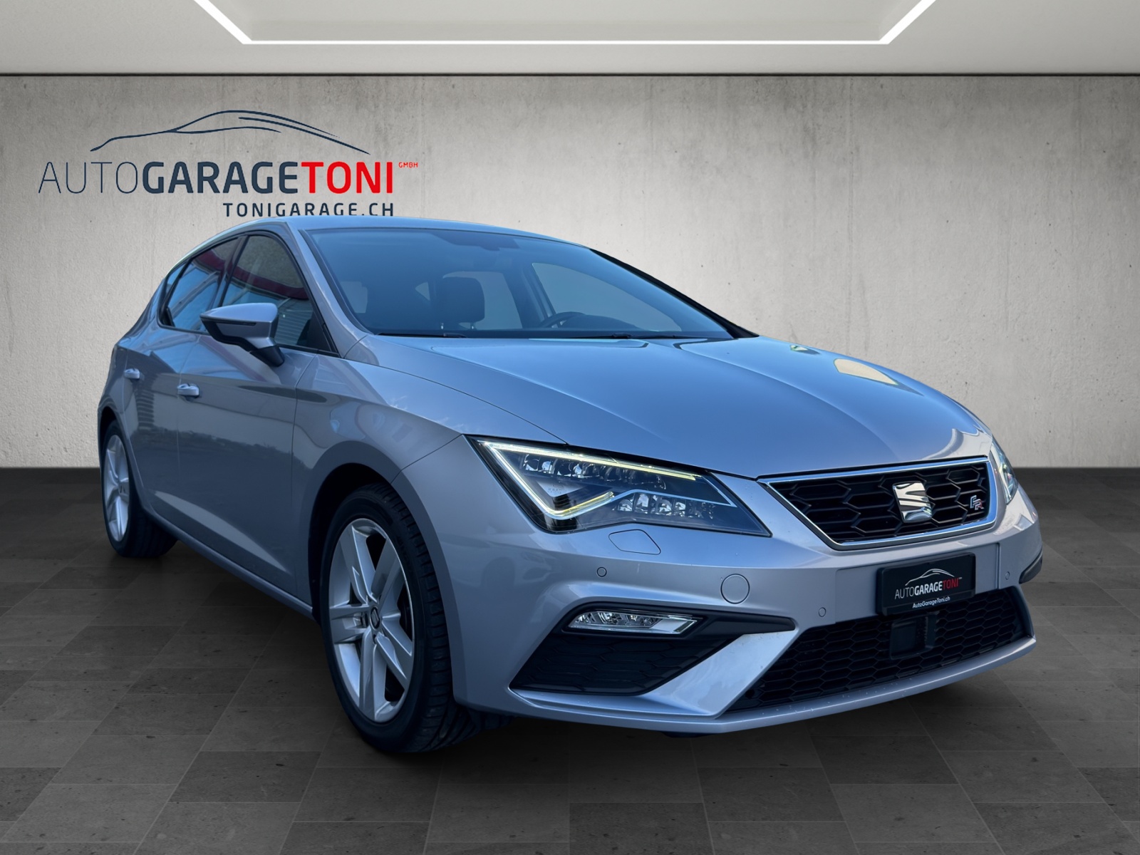 SEAT Leon 1.8 TSI FR DSG-image-1