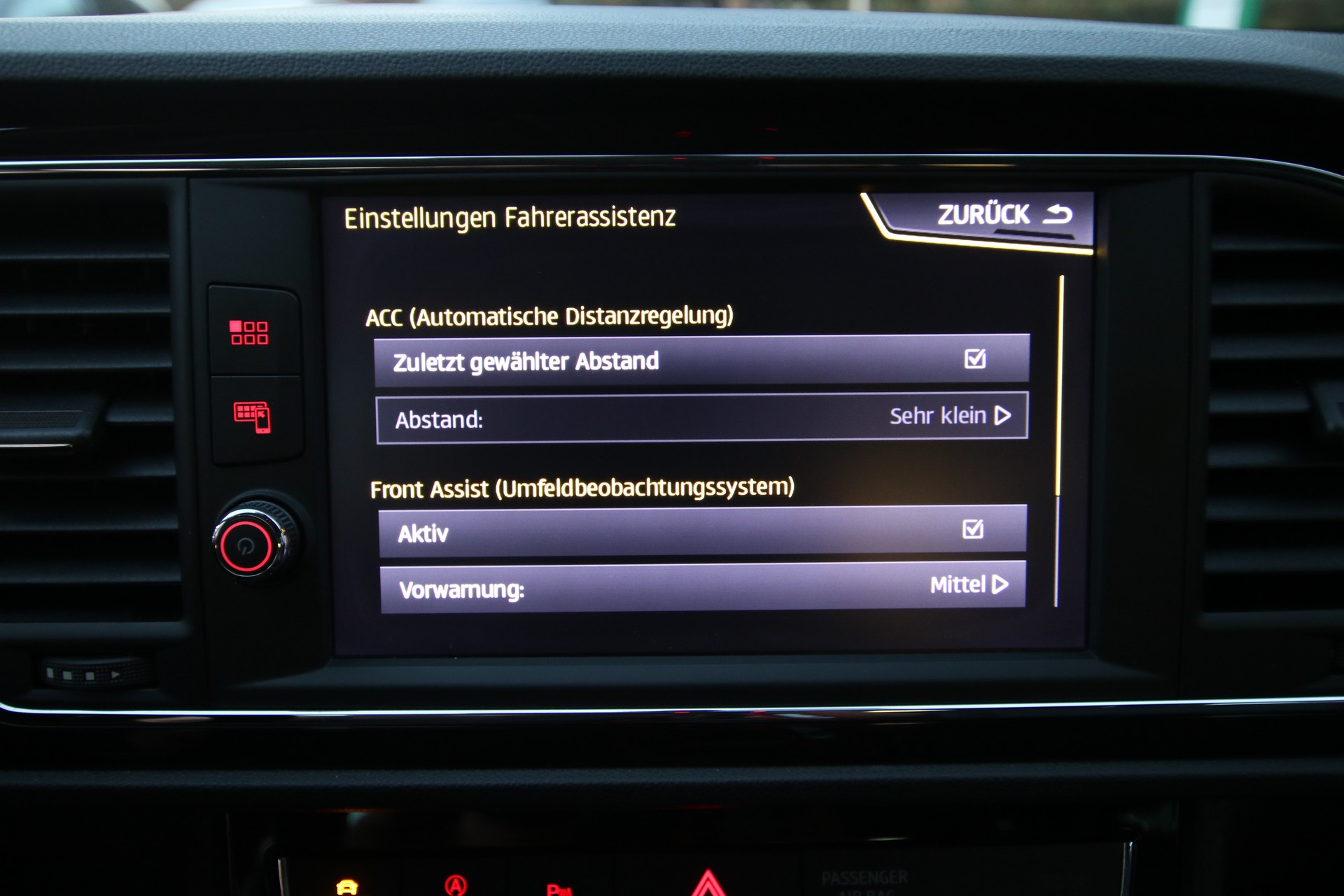SEAT Leon 1.8 TSI FR DSG-image-19