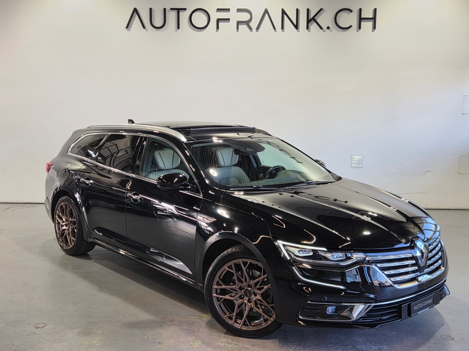 RENAULT Talisman Grandtour 1.8 TCe Initiale EDC-image-4