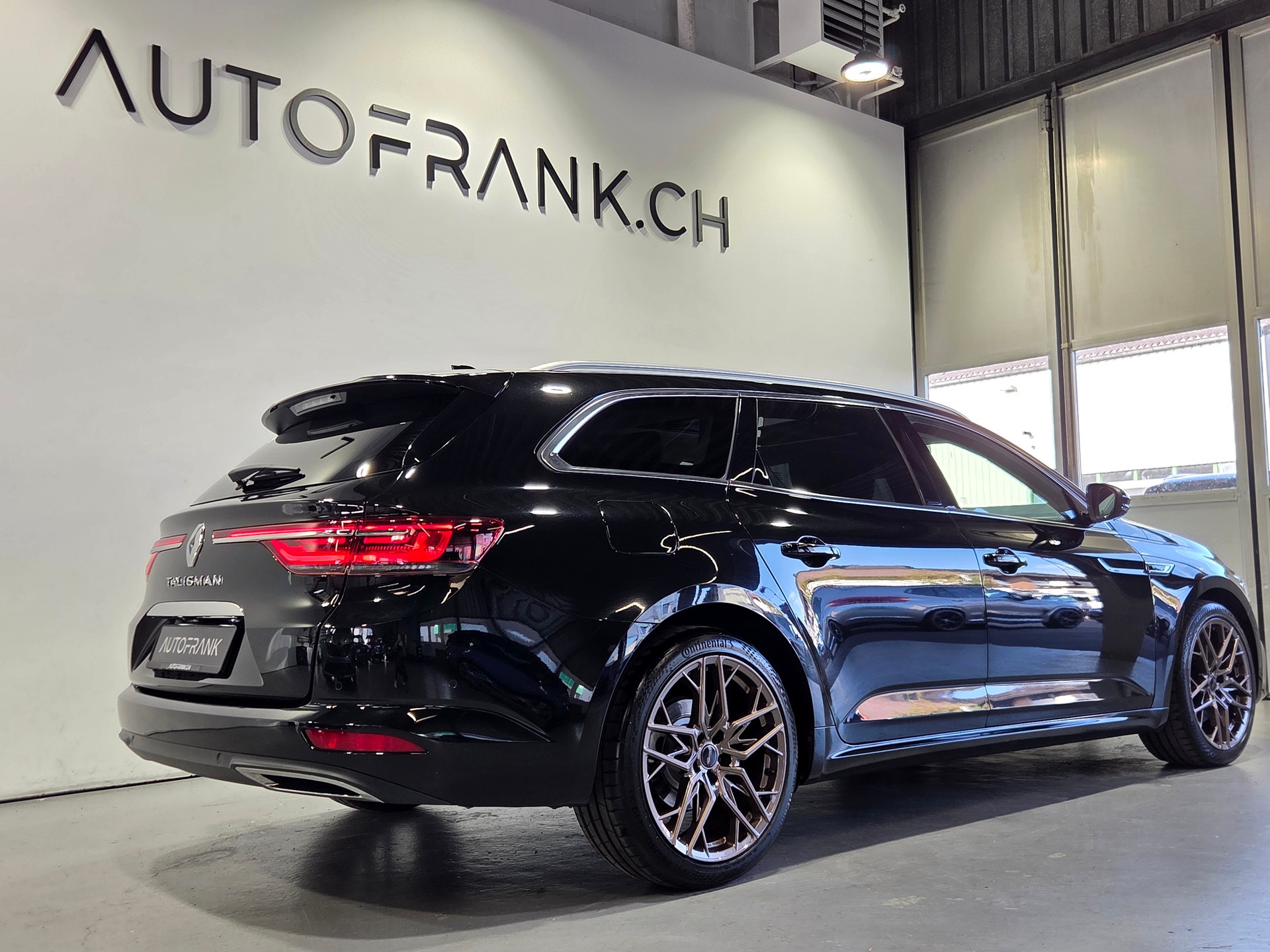 RENAULT Talisman Grandtour 1.8 TCe Initiale EDC-image-22