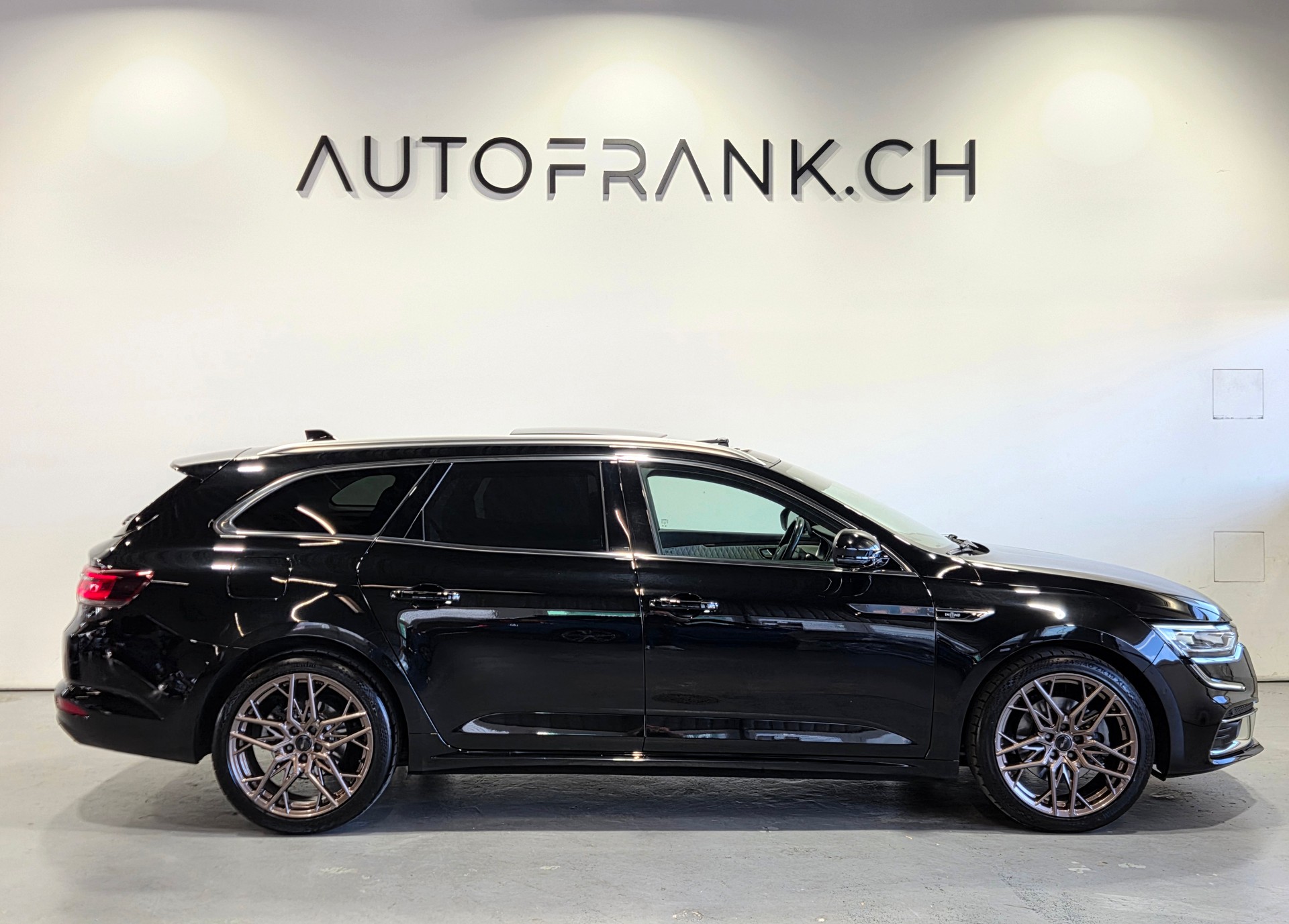 RENAULT Talisman Grandtour 1.8 TCe Initiale EDC-image-19