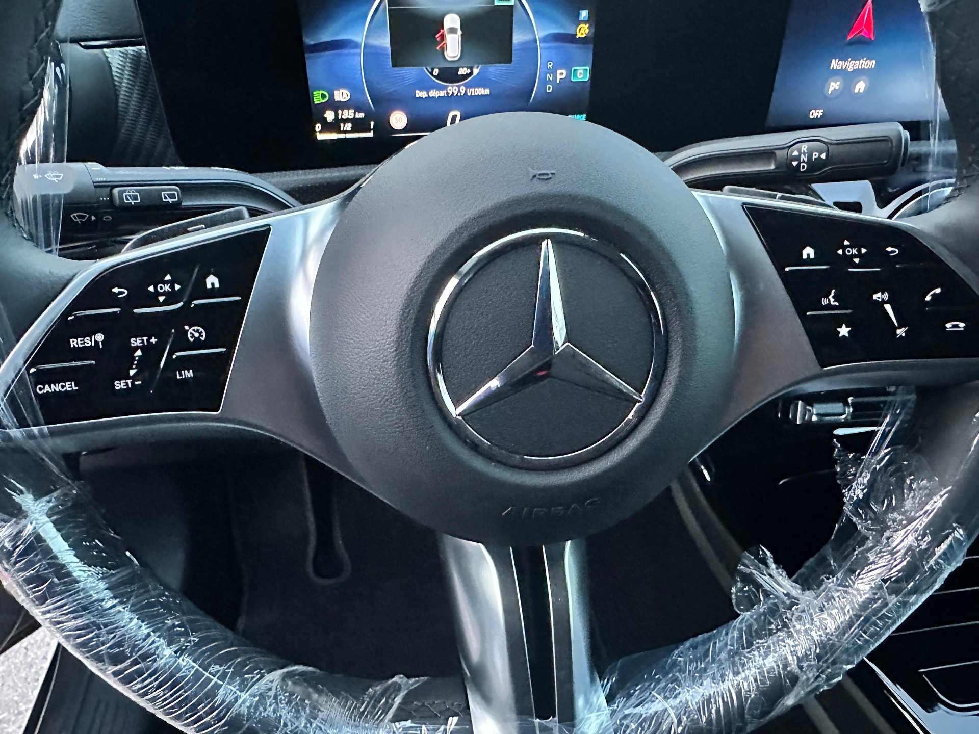 MERCEDES-BENZ A 180 Progressive 7G-DCT-image-10