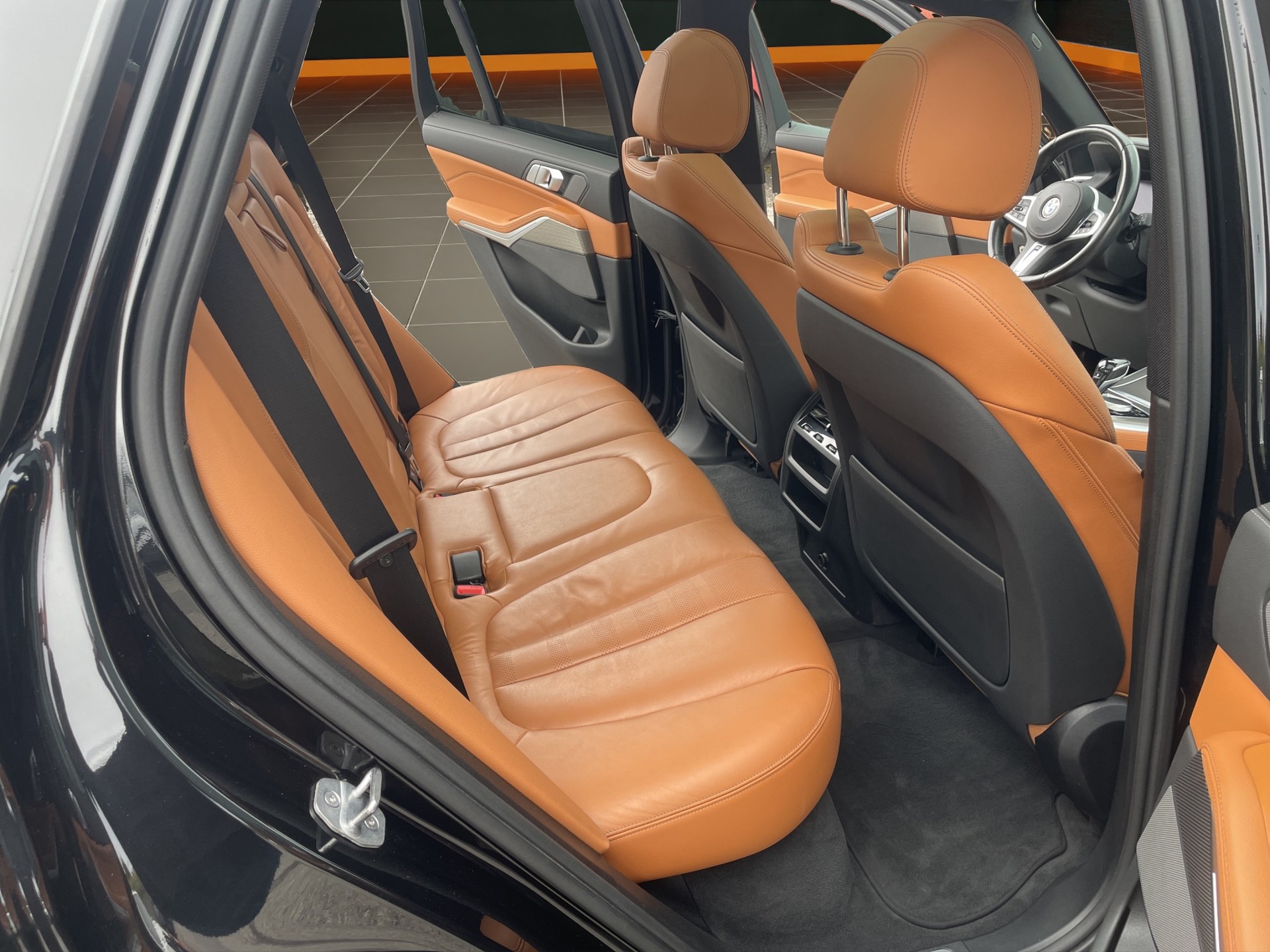 BMW X5 xDrive M50d Steptronic-image-14
