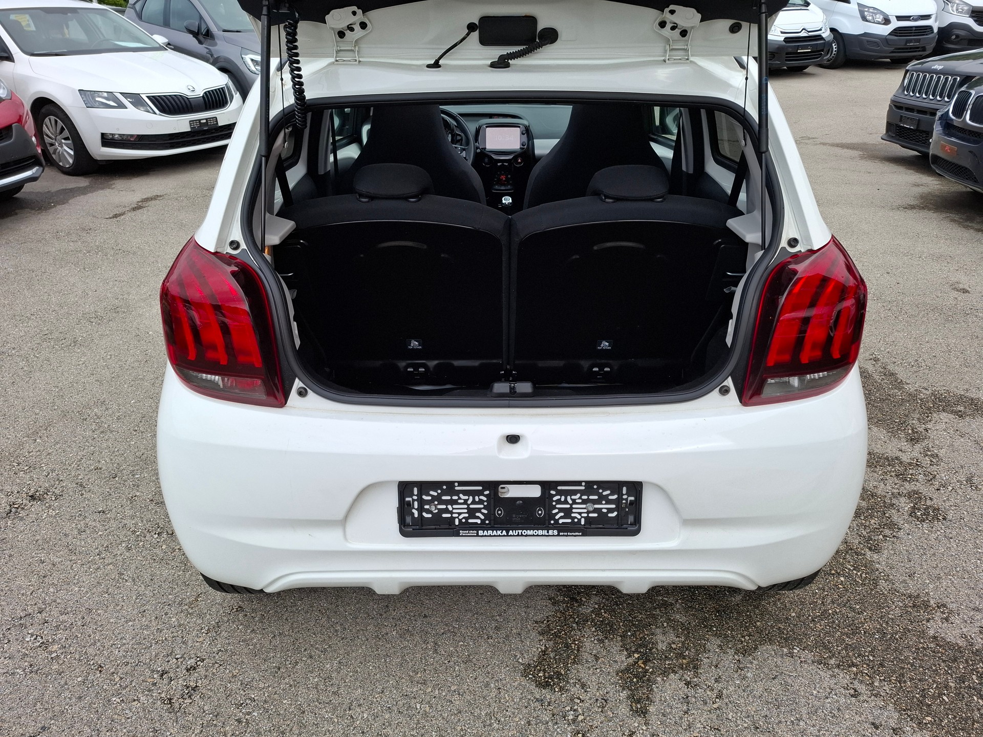 PEUGEOT 108 1.2 VTi Allure Top-image-13