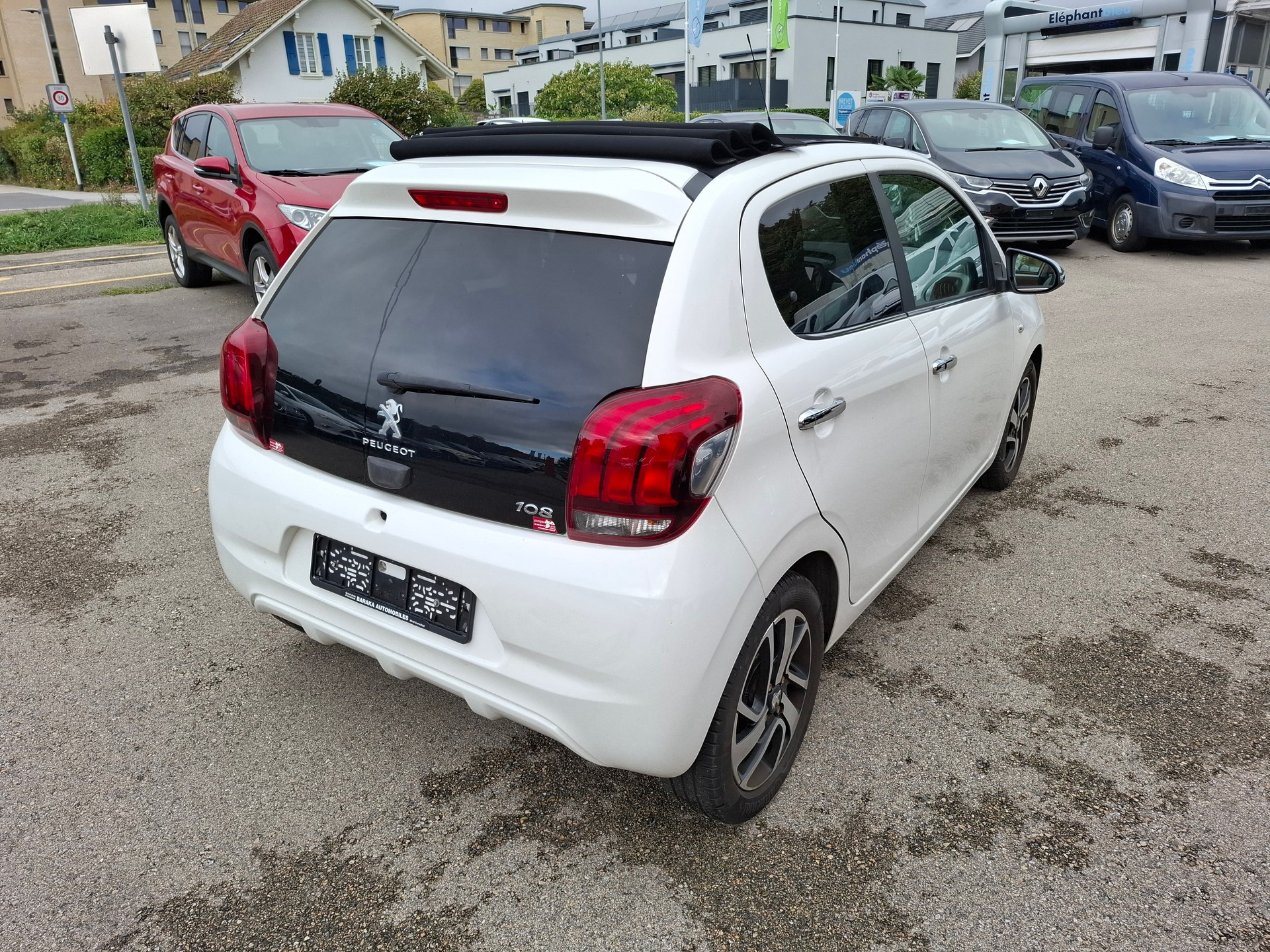 PEUGEOT 108 1.2 VTi Allure Top-image-1