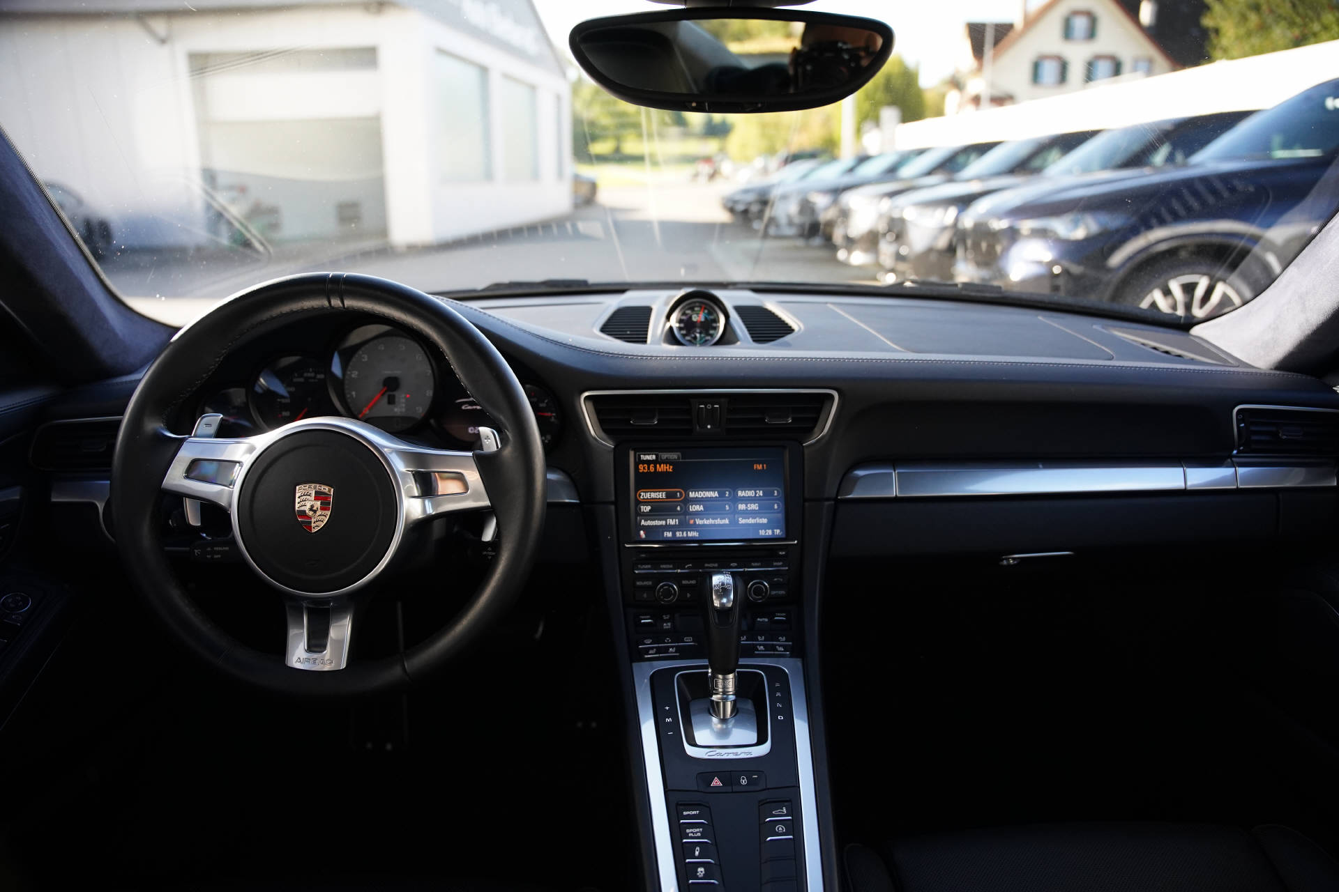 PORSCHE 911 Carrera S PDK-image-11