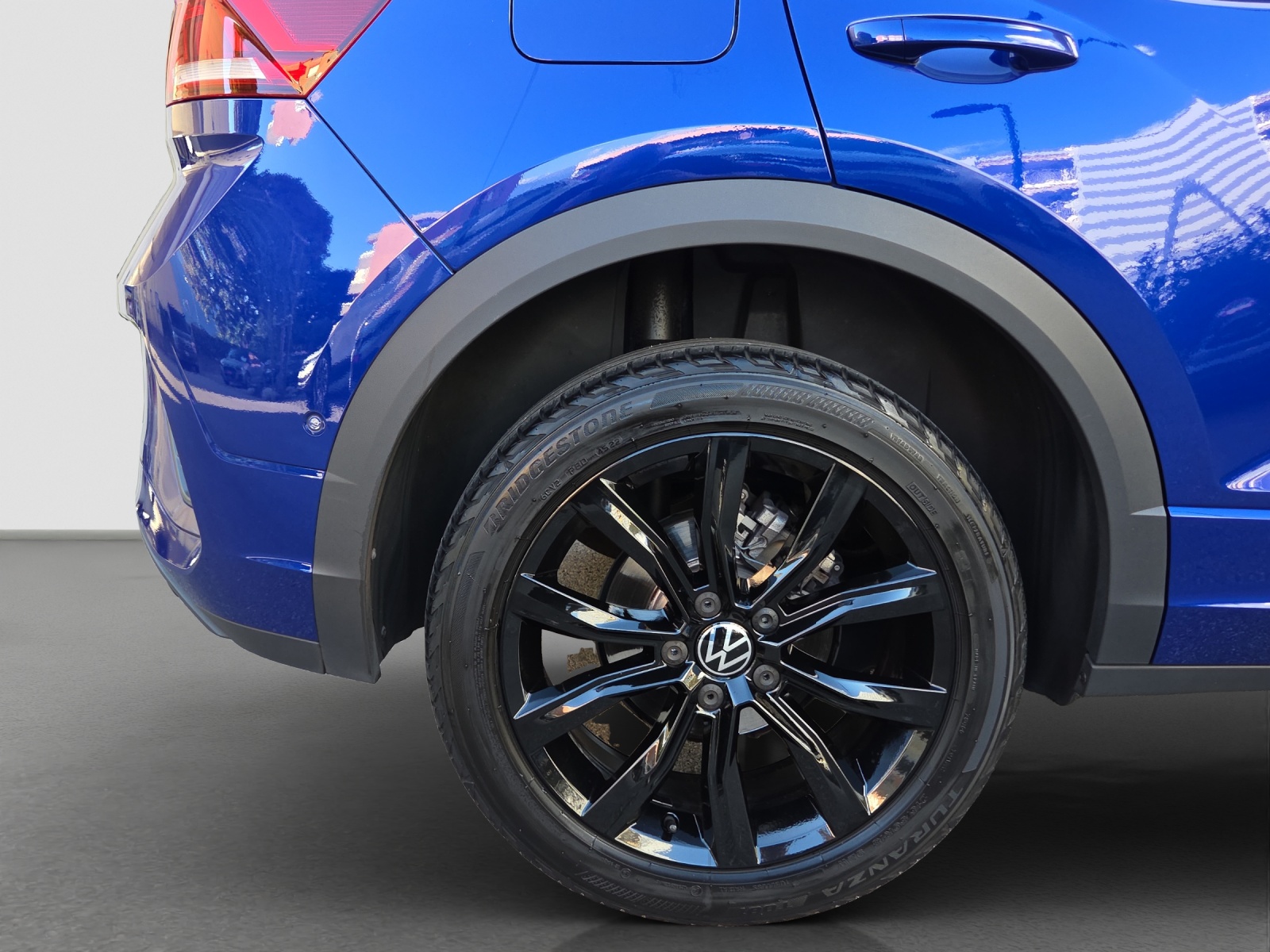 VW T-Roc 1.5 TSI EVO R-Line DSG-image-4