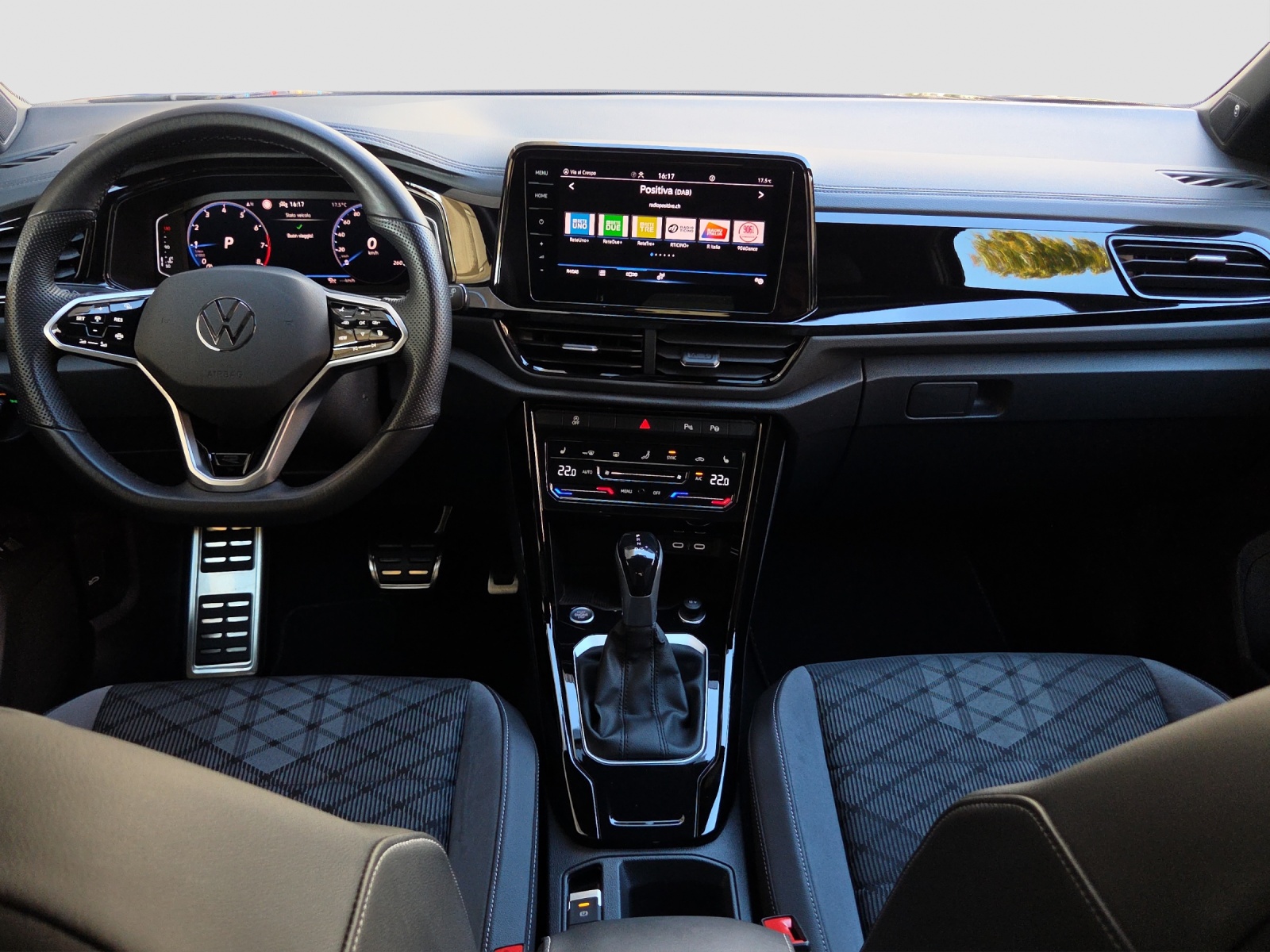 VW T-Roc 1.5 TSI EVO R-Line DSG-image-8