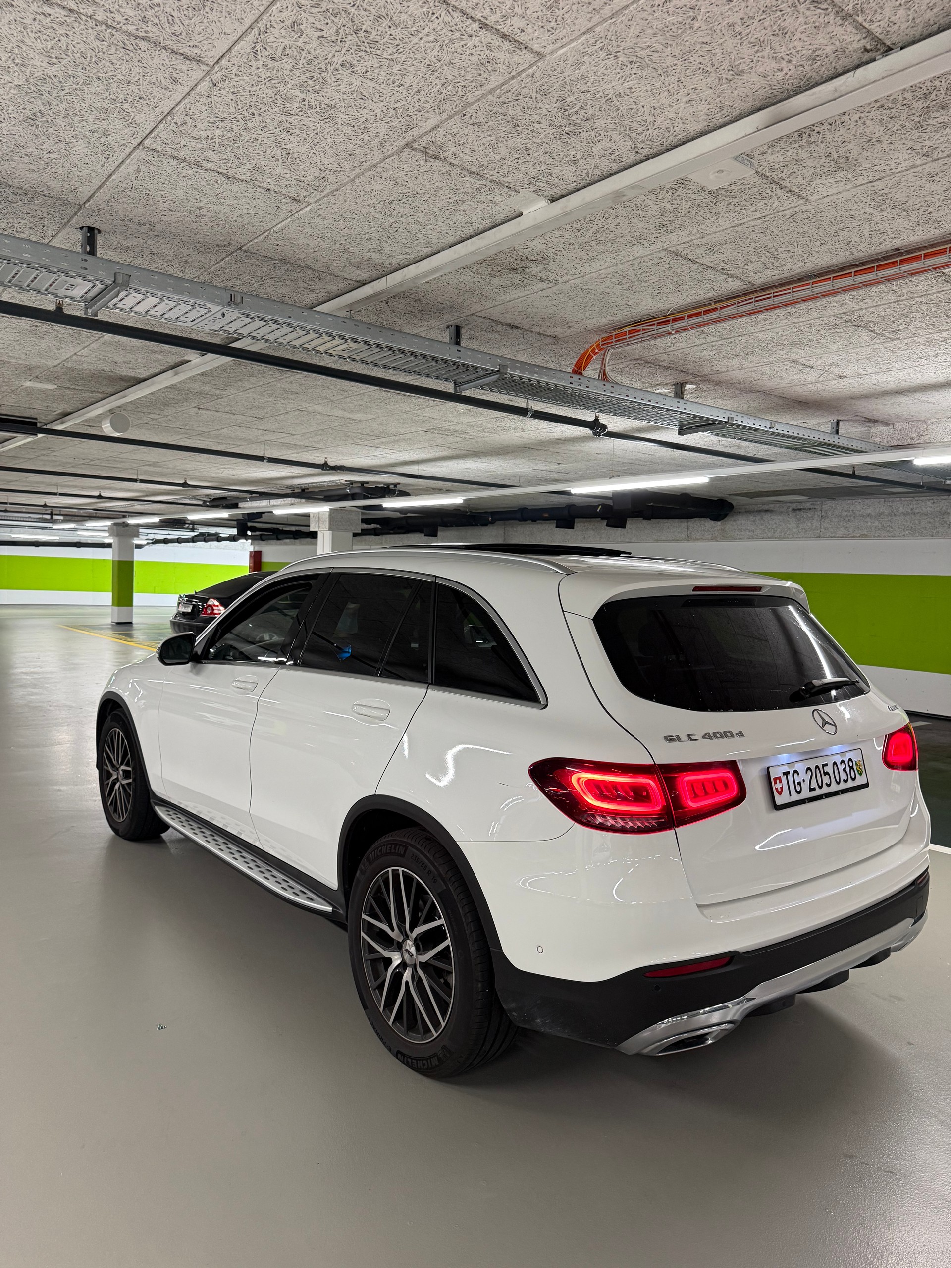 MERCEDES-BENZ GLC 400 d 4m-image-2