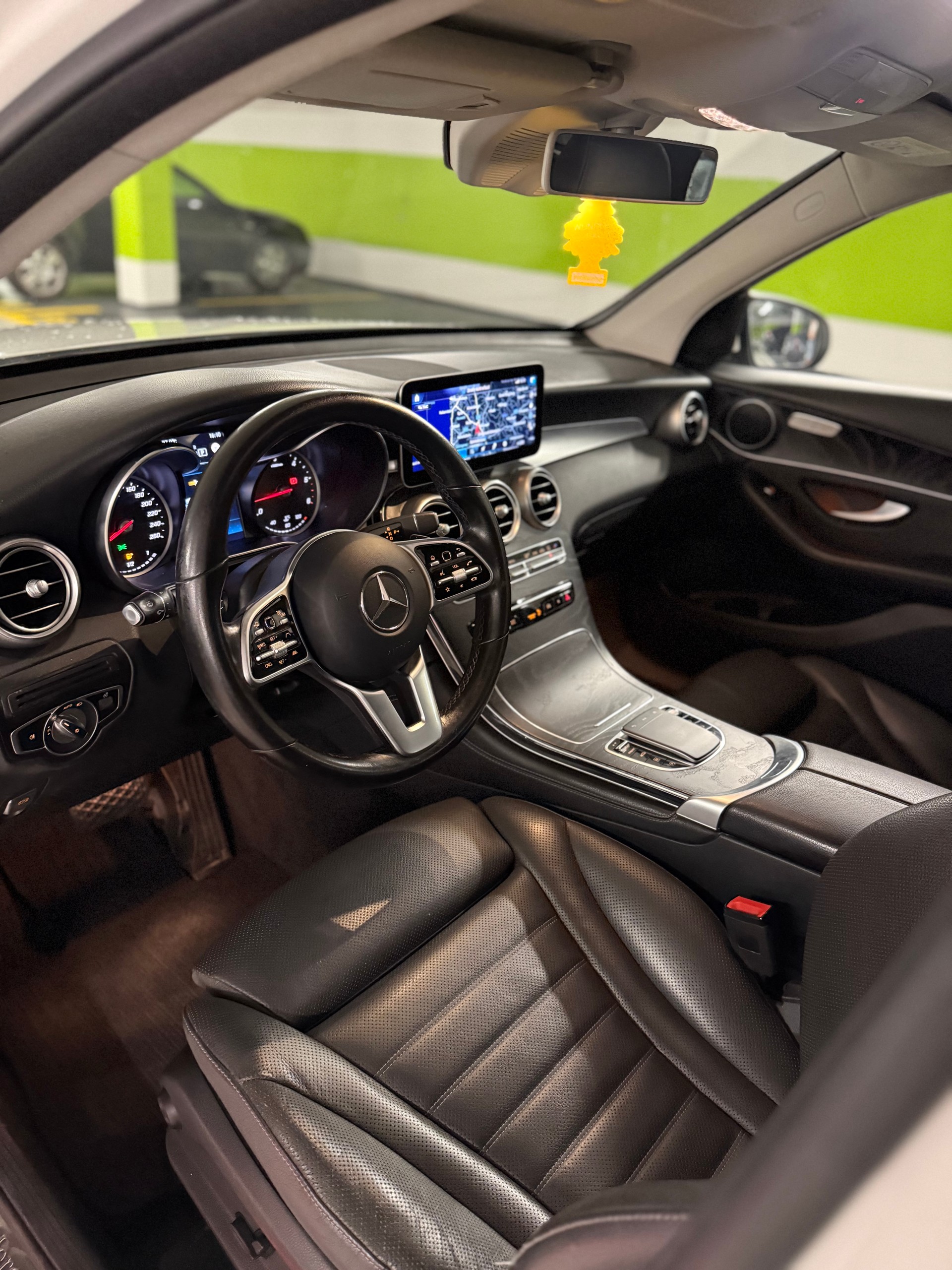 MERCEDES-BENZ GLC 400 d 4m-image-4