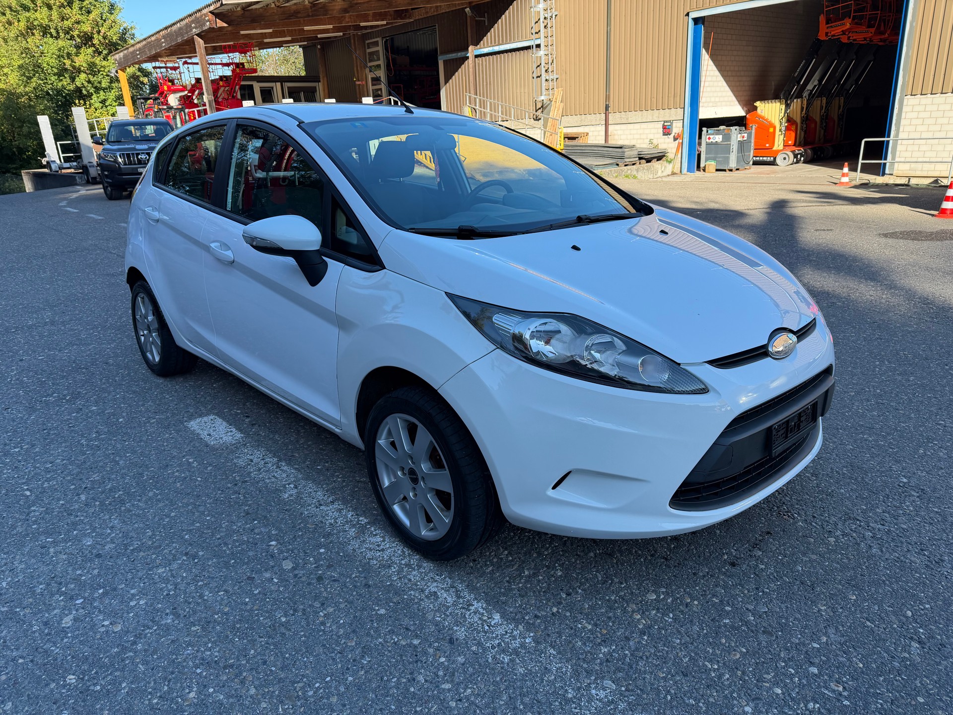 FORD Fiesta 1.25 16V Trend-image-2