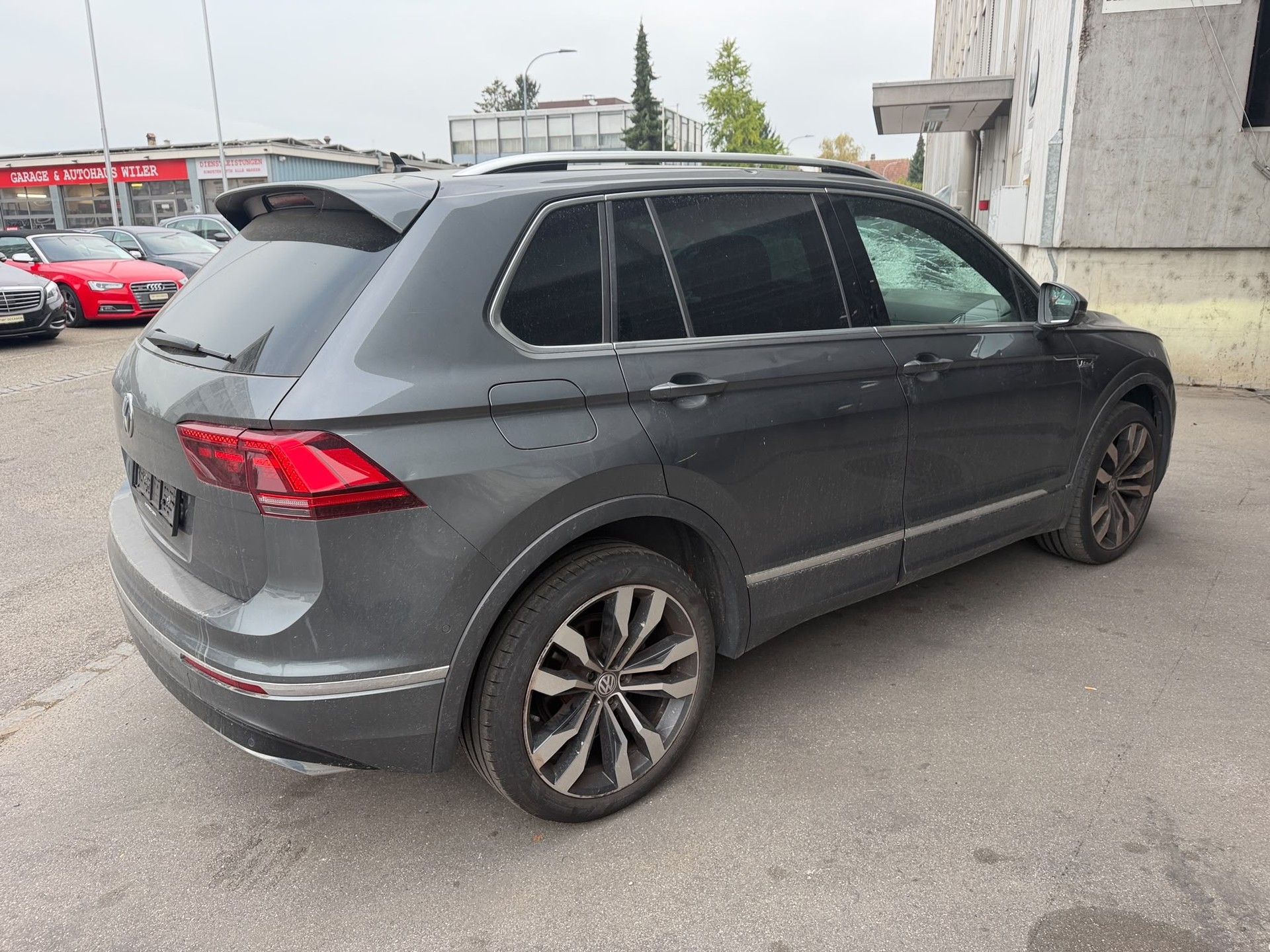 VW Tiguan 2.0TSI Highline 4Motion DSG-image-3