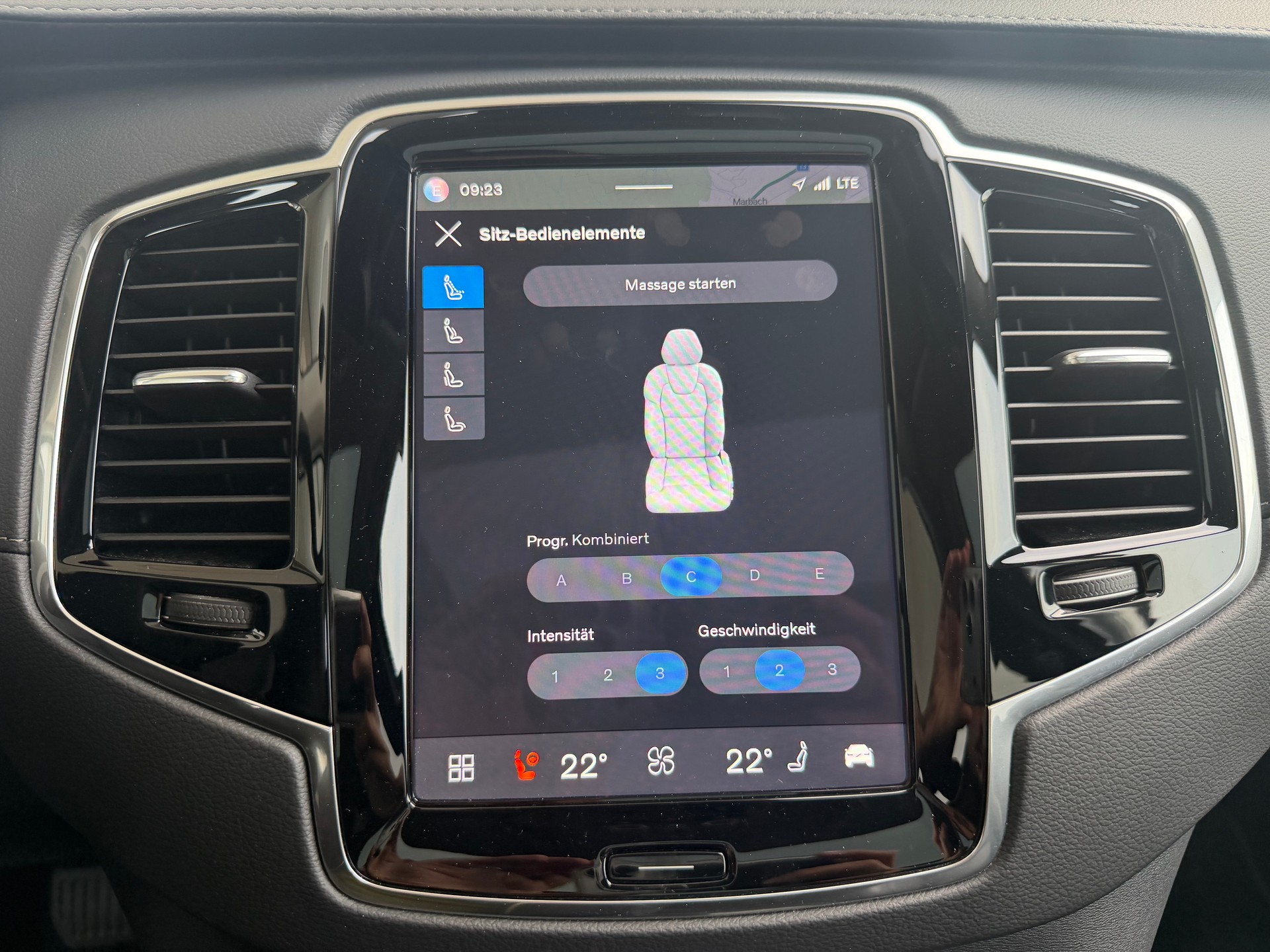 VOLVO XC90 T8 eAWD Ultra Dark Geartronic-image-18