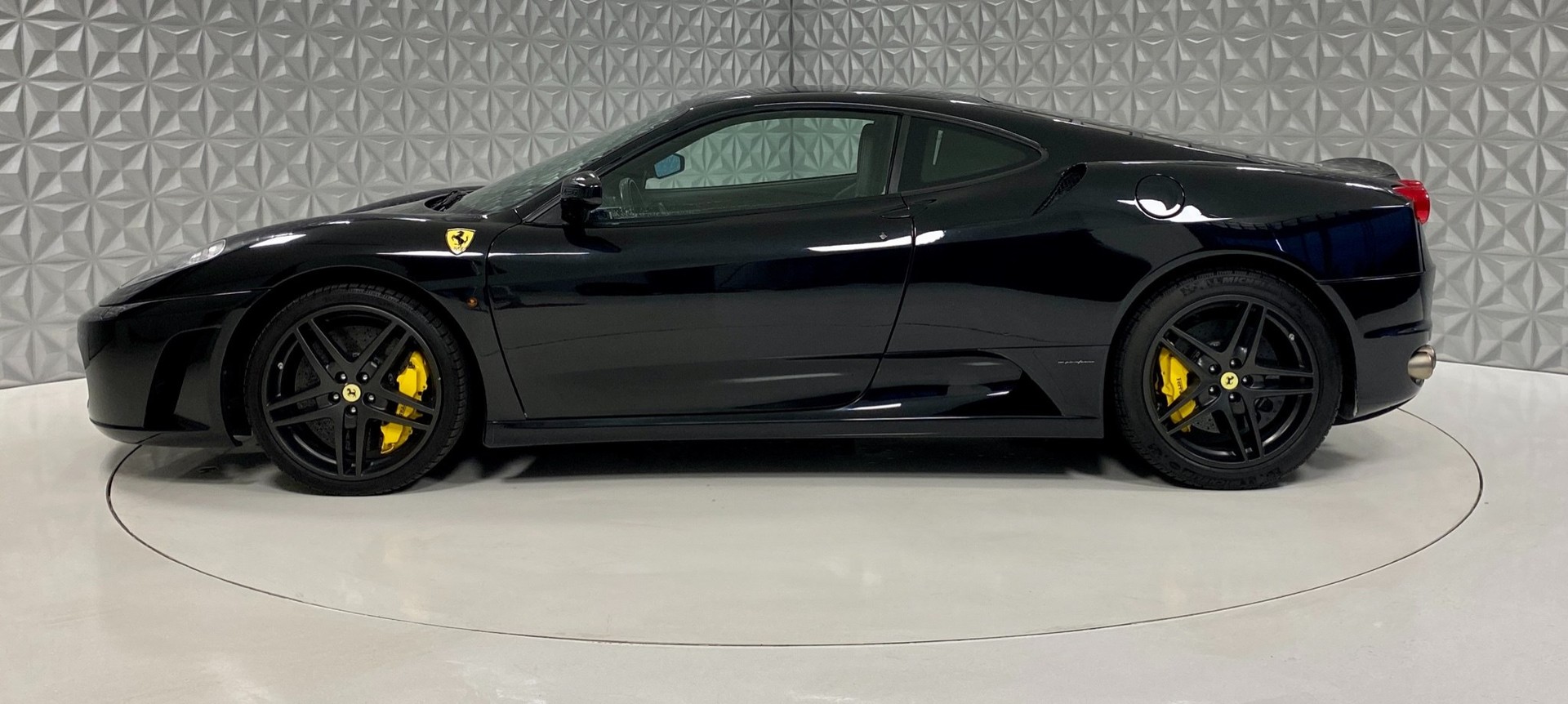 FERRARI F430-image-7