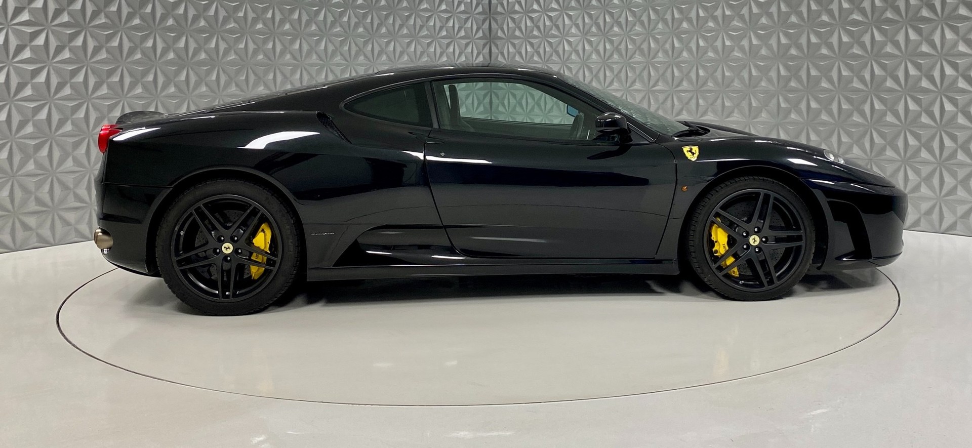 FERRARI F430-image-3