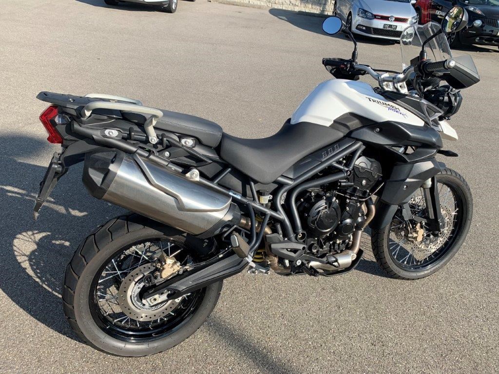 TRIUMPH Tiger 800 XC ABS-showroom-element-2
