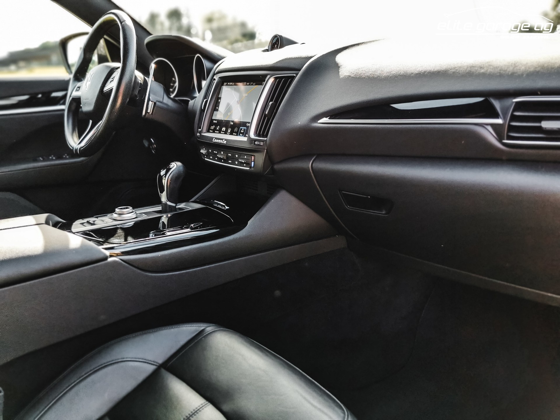 MASERATI Levante 3.0 V6 Nerissimo Automatica-image-13