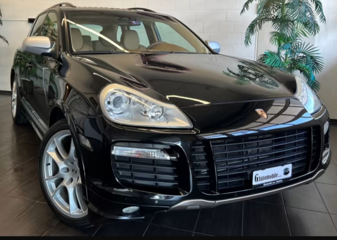 PORSCHE Cayenne GTS Tiptronic-image-0