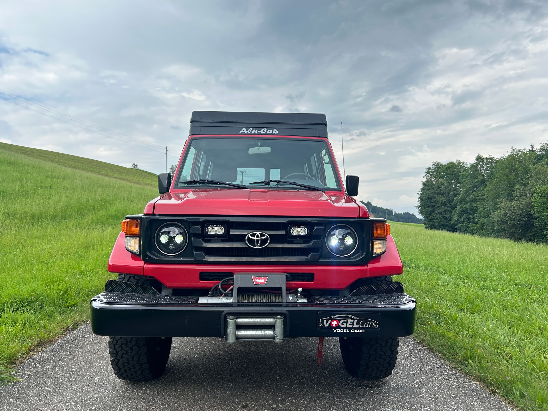TOYOTA Land Cruiser 400 Hdt Long 4.2D-image-2