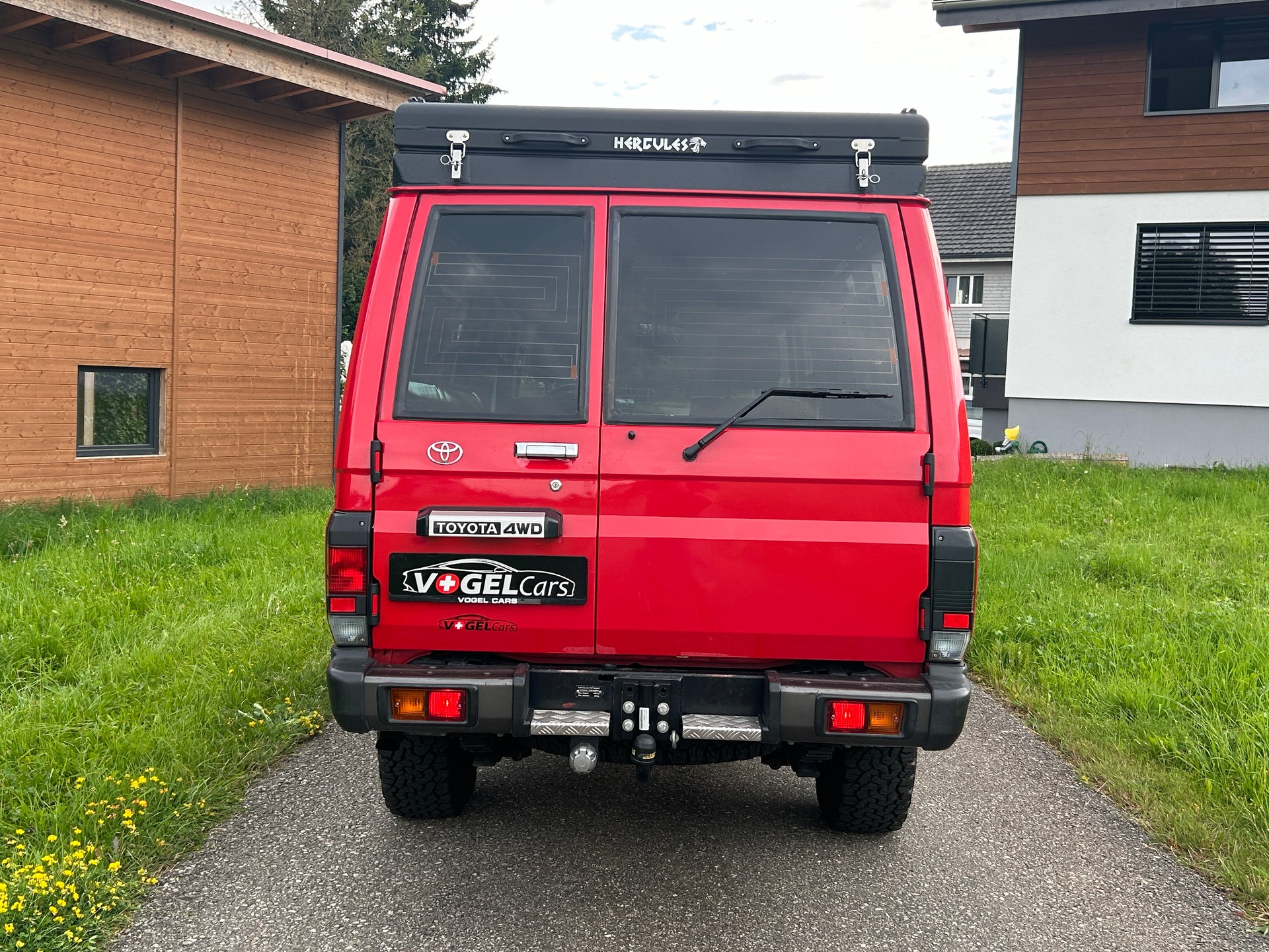 TOYOTA Land Cruiser 400 Hdt Long 4.2D-image-5