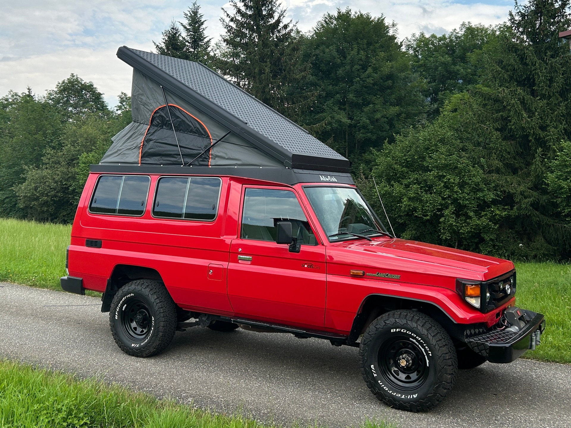 TOYOTA Land Cruiser 400 Hdt Long 4.2D-image-0