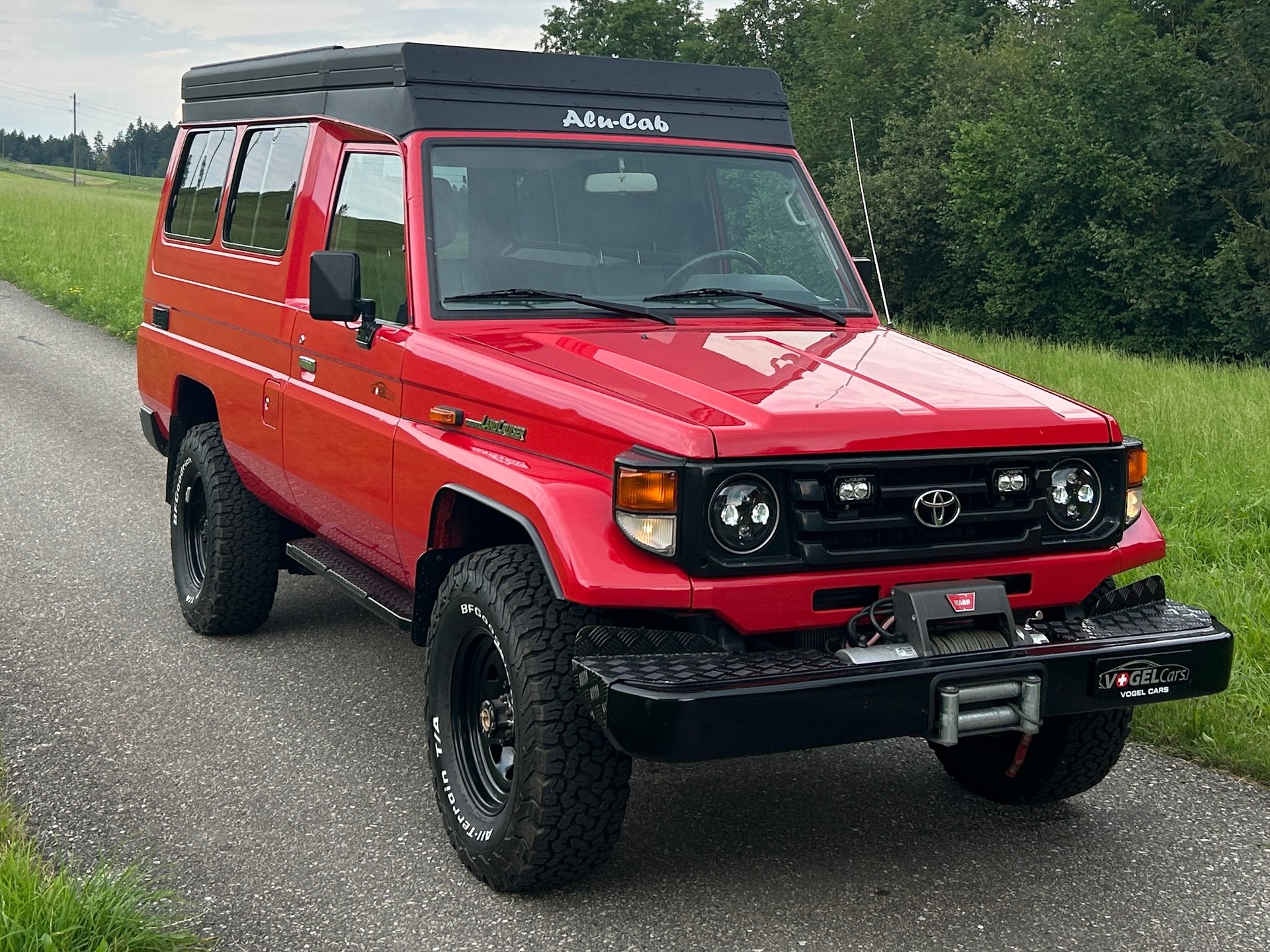 TOYOTA Land Cruiser 400 Hdt Long 4.2D-image-1