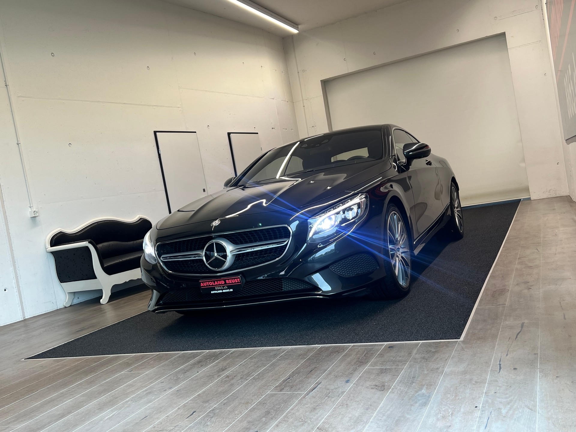 MERCEDES-BENZ S 500 Coupé 4Matic 7G-Tronic-image-2