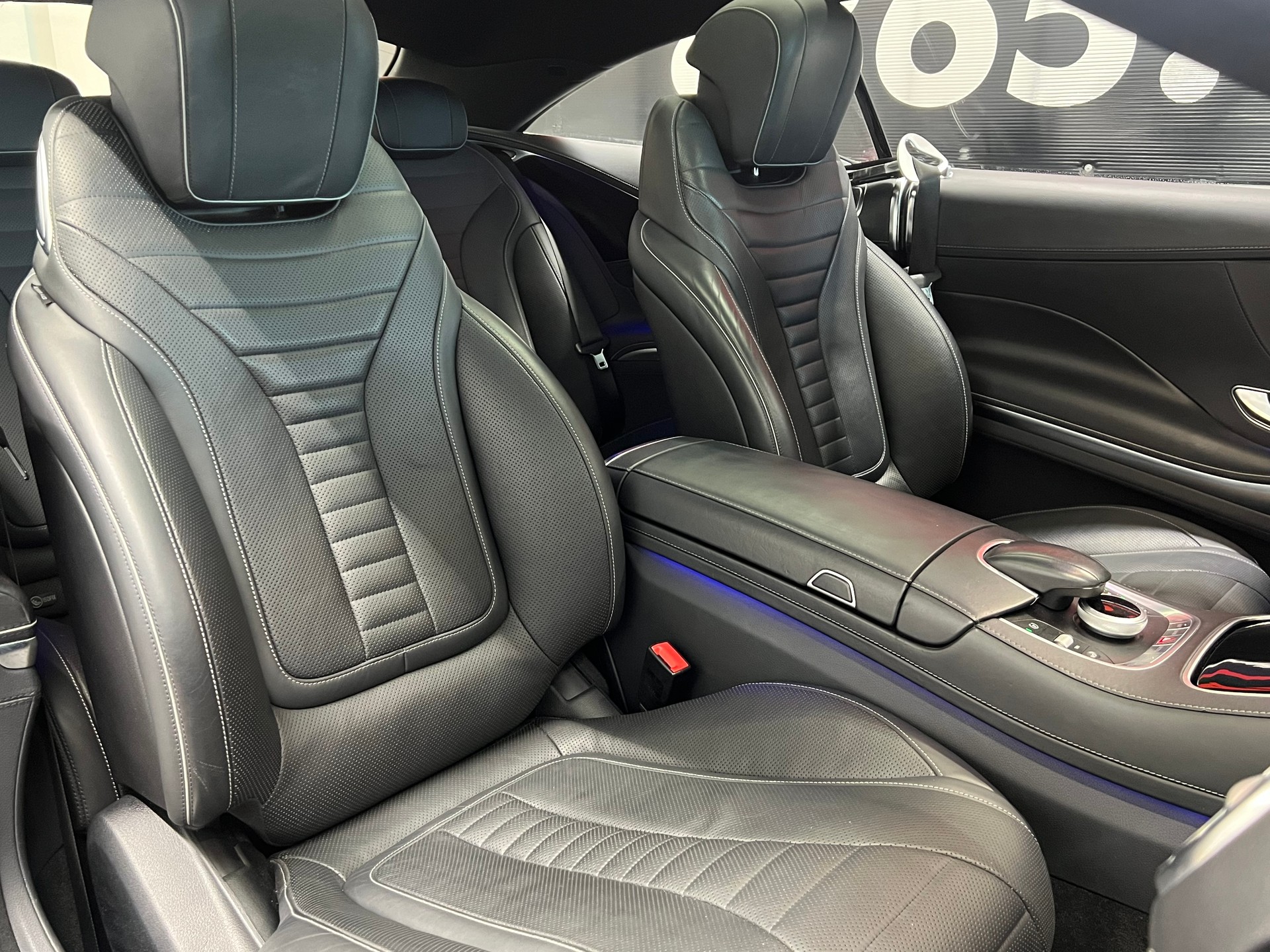 MERCEDES-BENZ S 500 Coupé 4Matic 7G-Tronic-image-21