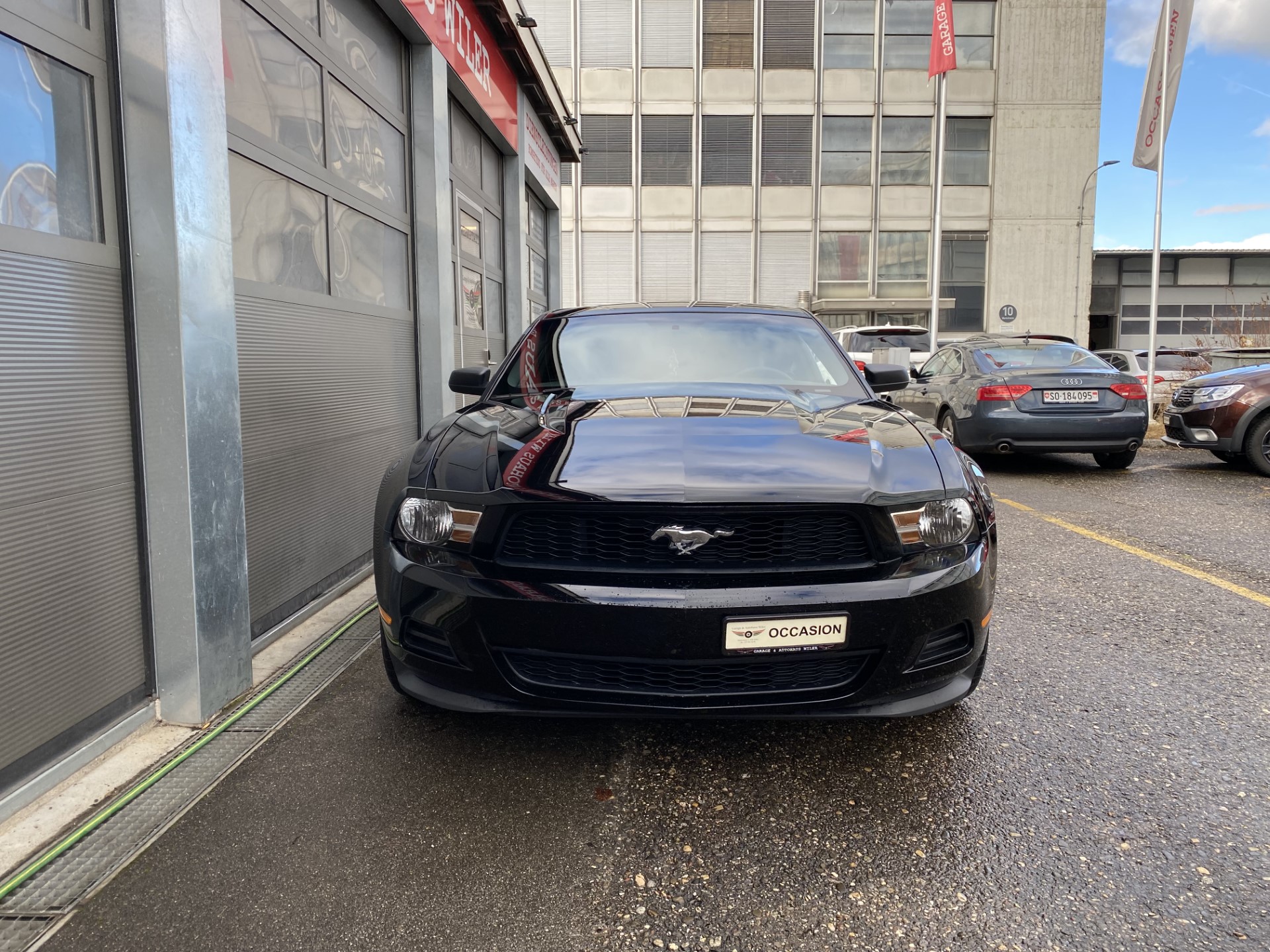FORD 3.7 V6 Automatic-image-1