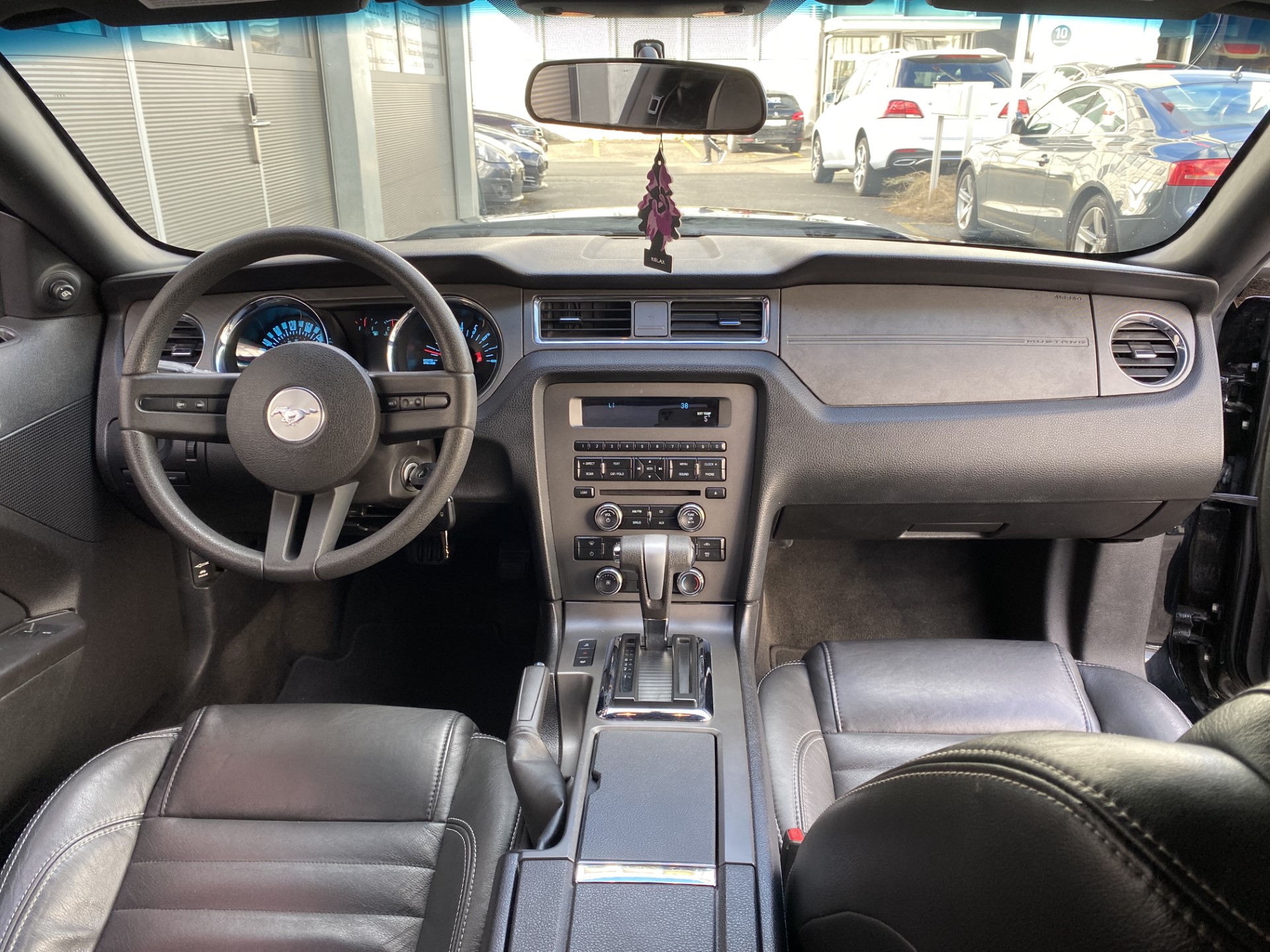 FORD 3.7 V6 Automatic-image-8