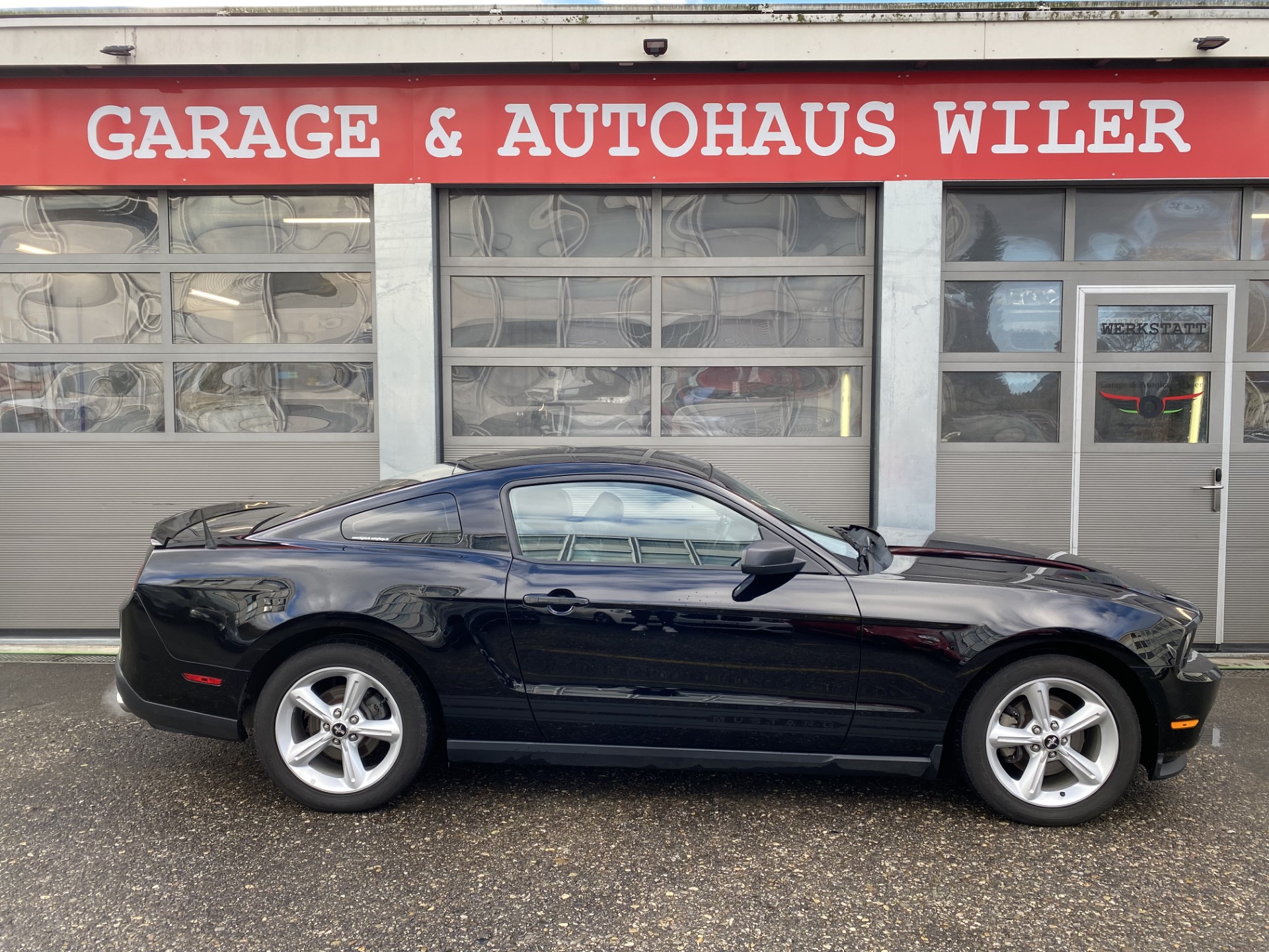 FORD 3.7 V6 Automatic-image-3