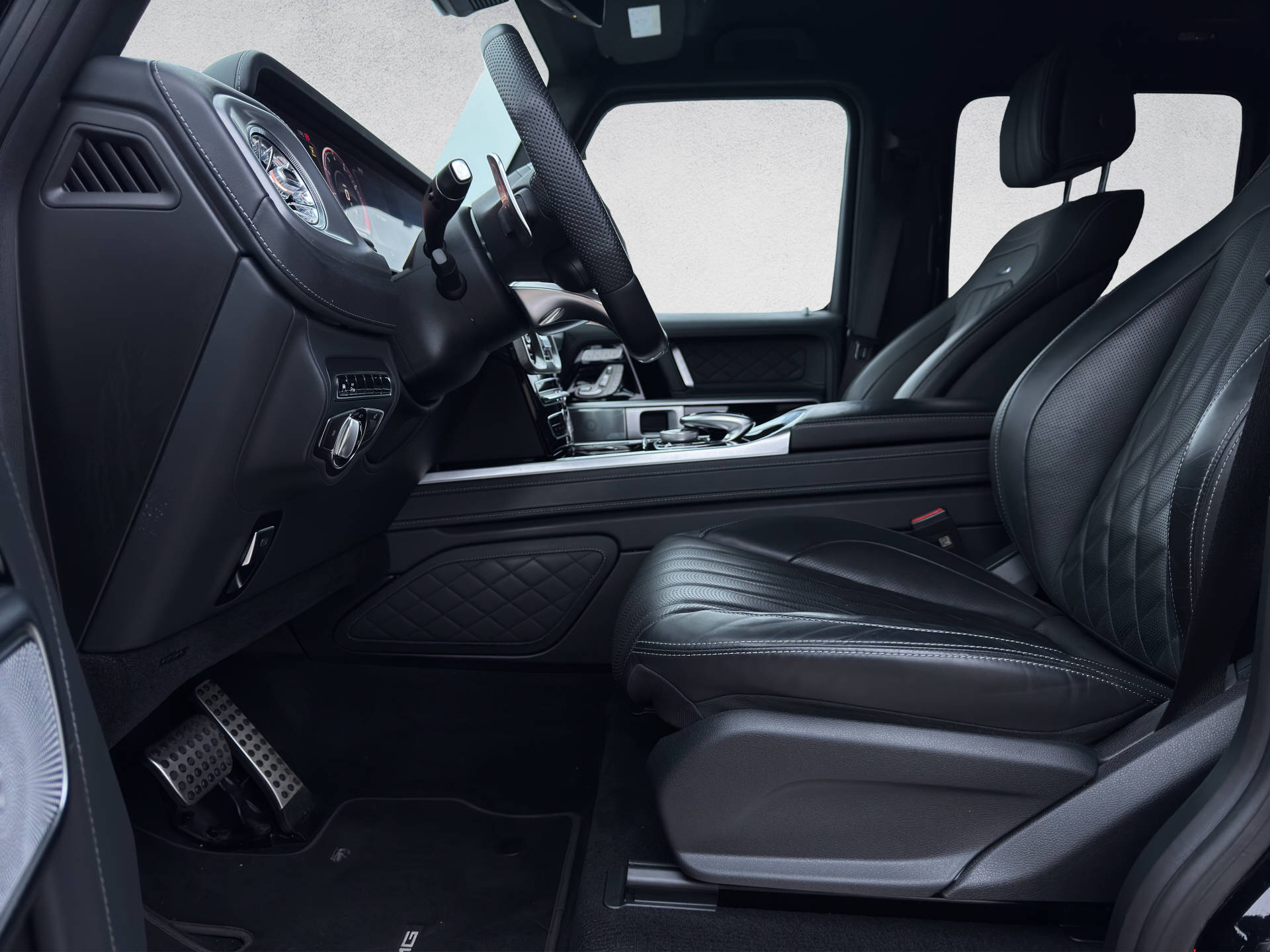 MERCEDES-BENZ G 63 AMG-image-6
