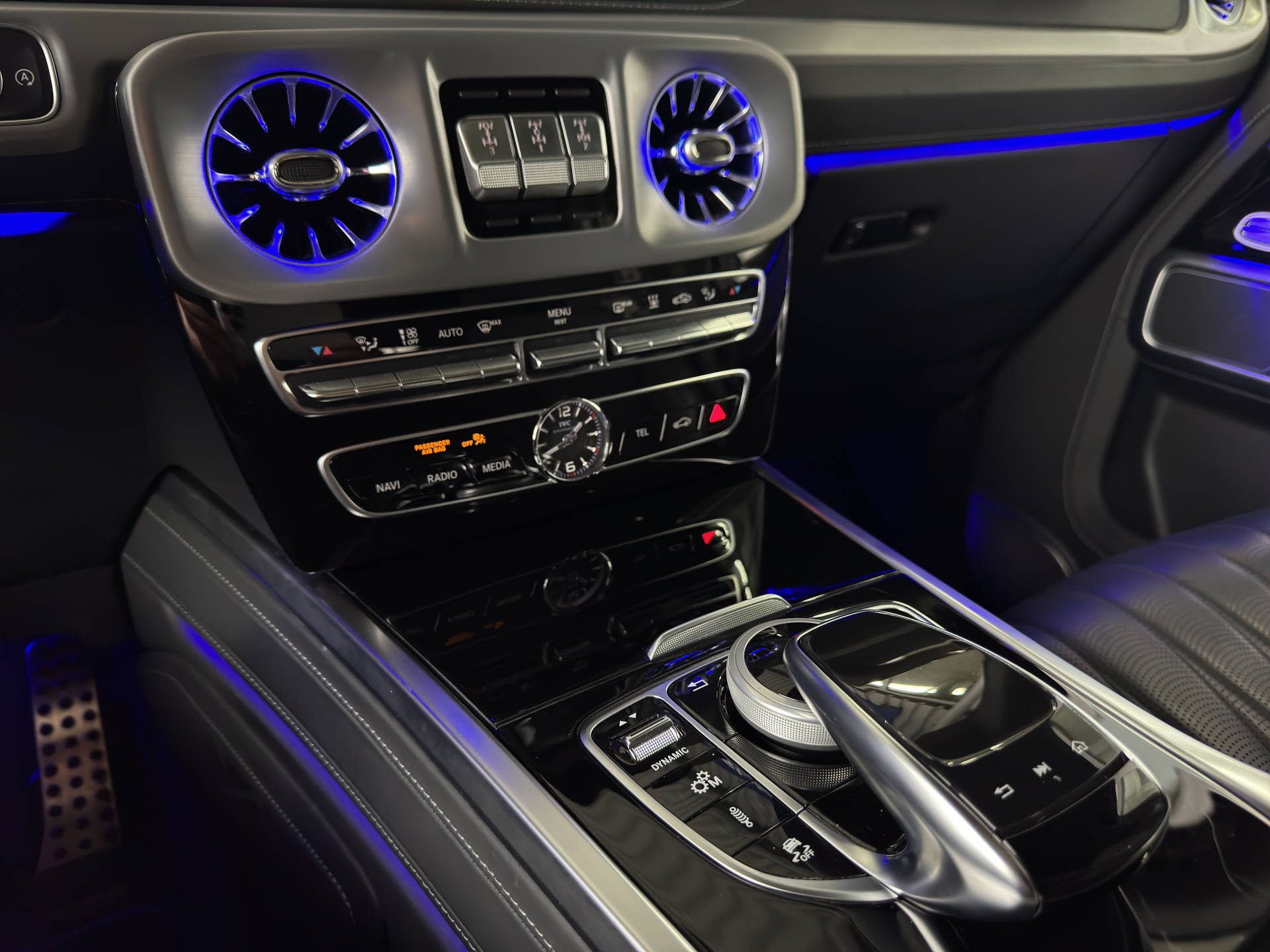 MERCEDES-BENZ G 63 AMG-image-8