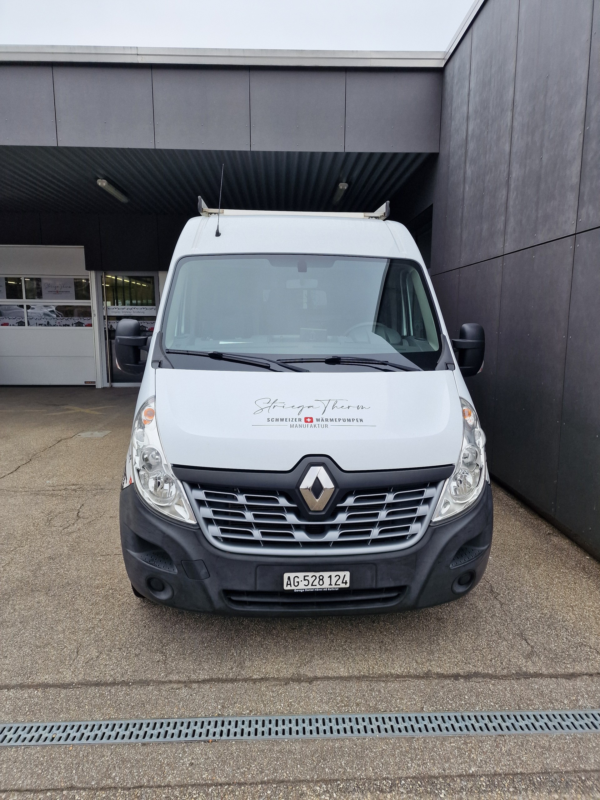 RENAULT Master T35 ENERGY 2.3dCi 145 L3H2-image-0