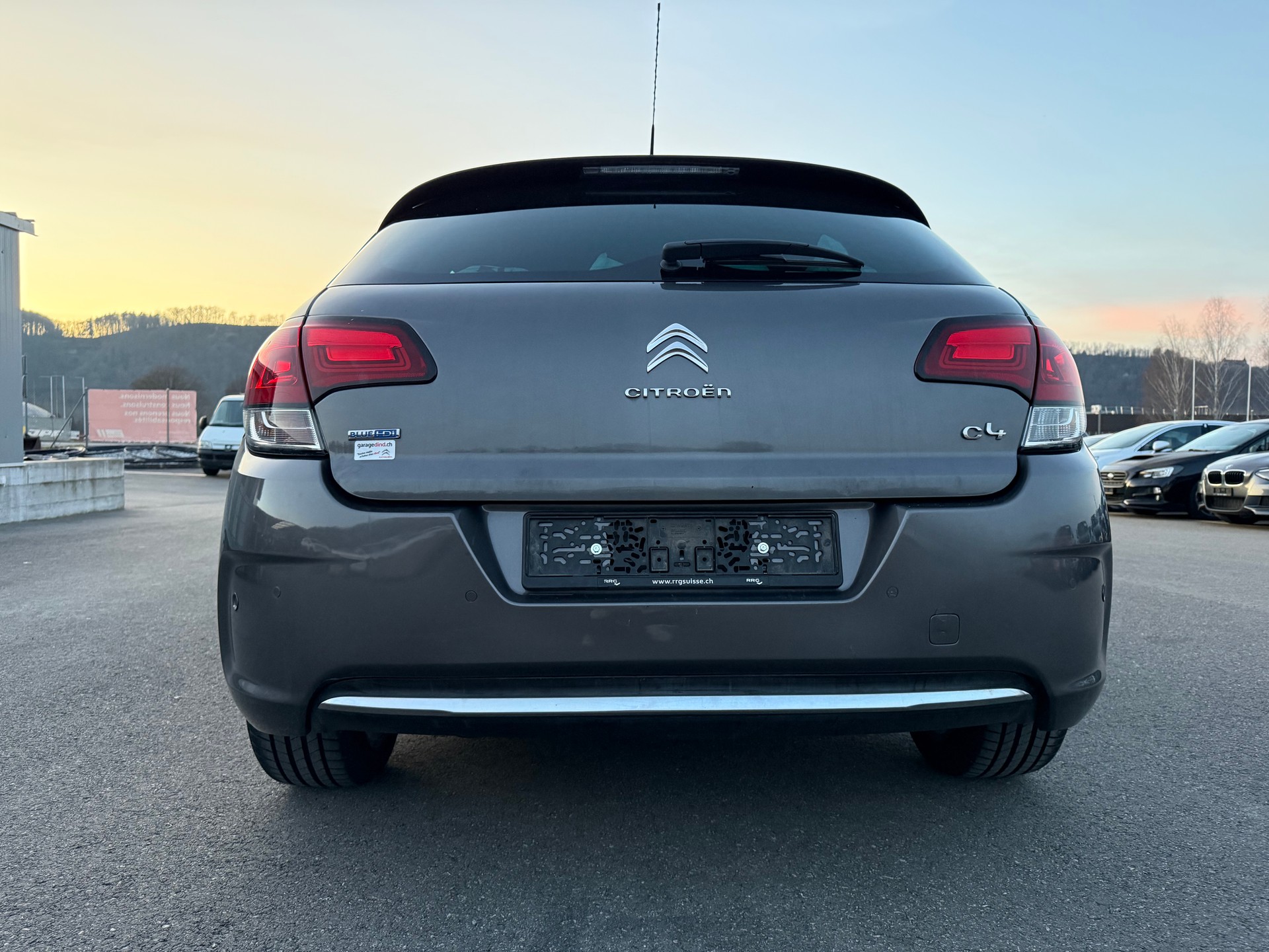 CITROEN C4 2.0 BlueHDi Shine-image-13
