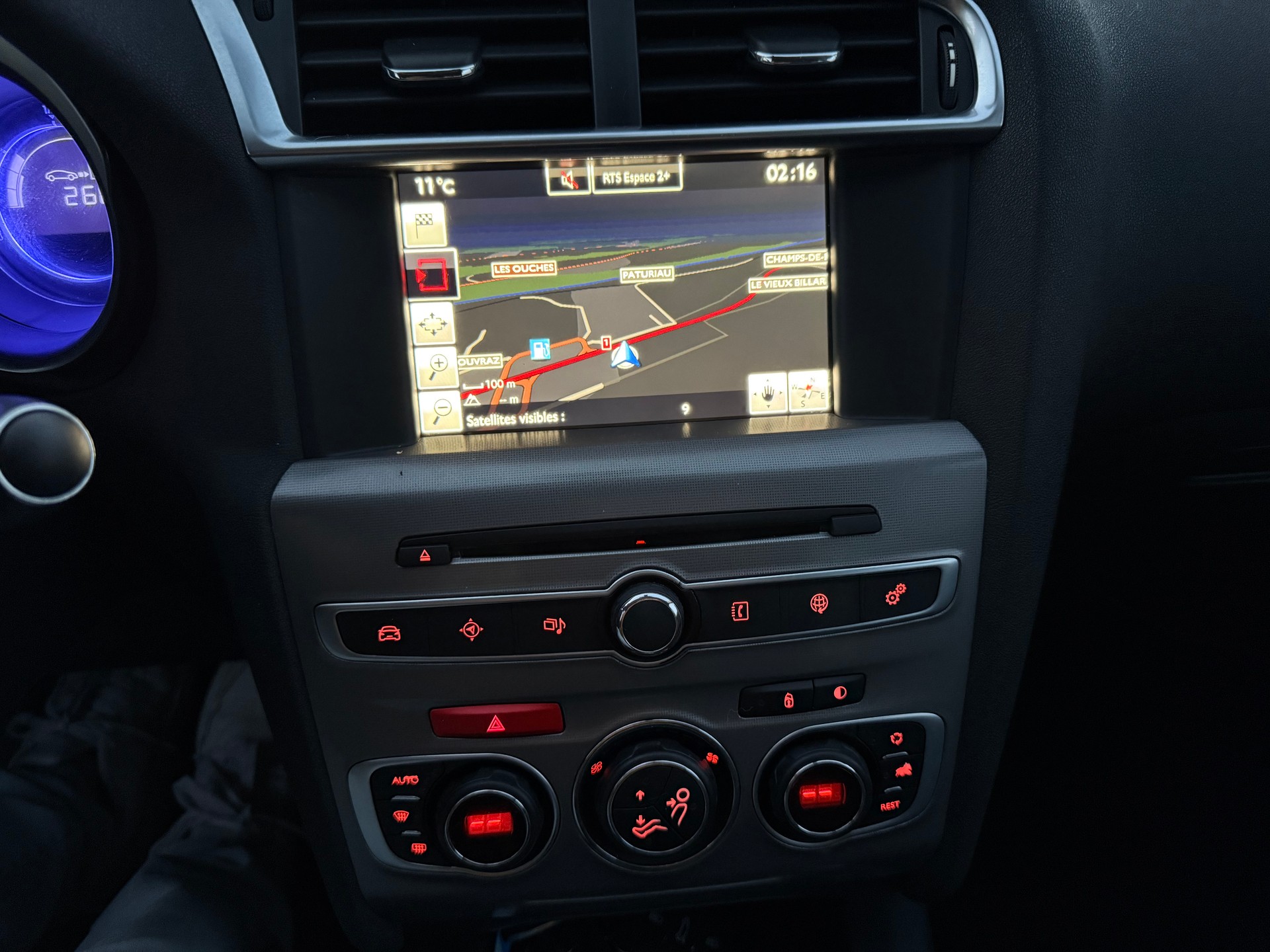 CITROEN C4 2.0 BlueHDi Shine-image-26