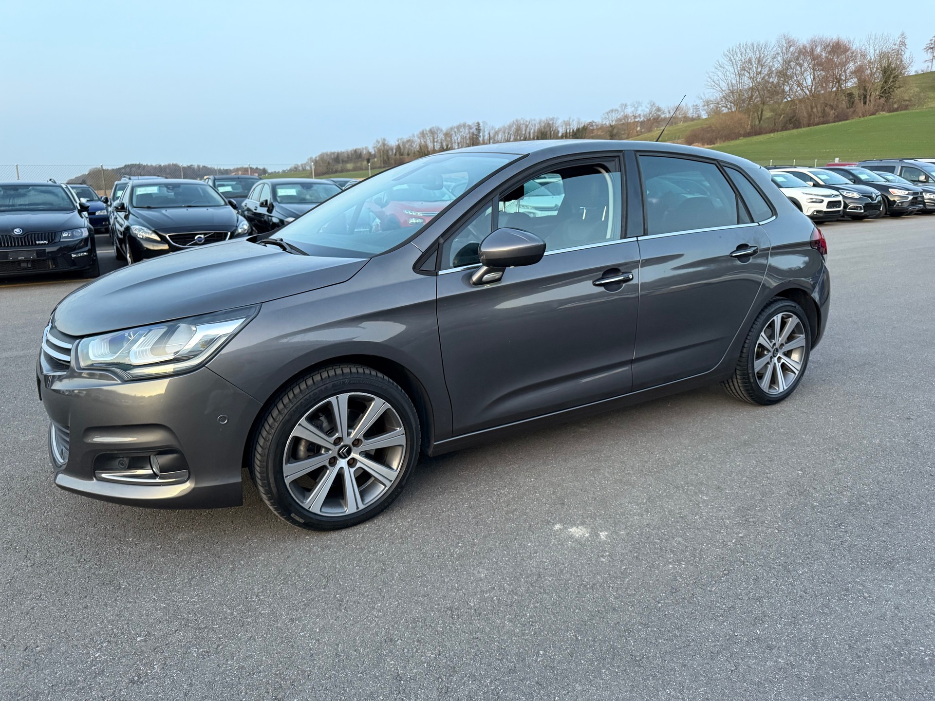 CITROEN C4 2.0 BlueHDi Shine-image-9