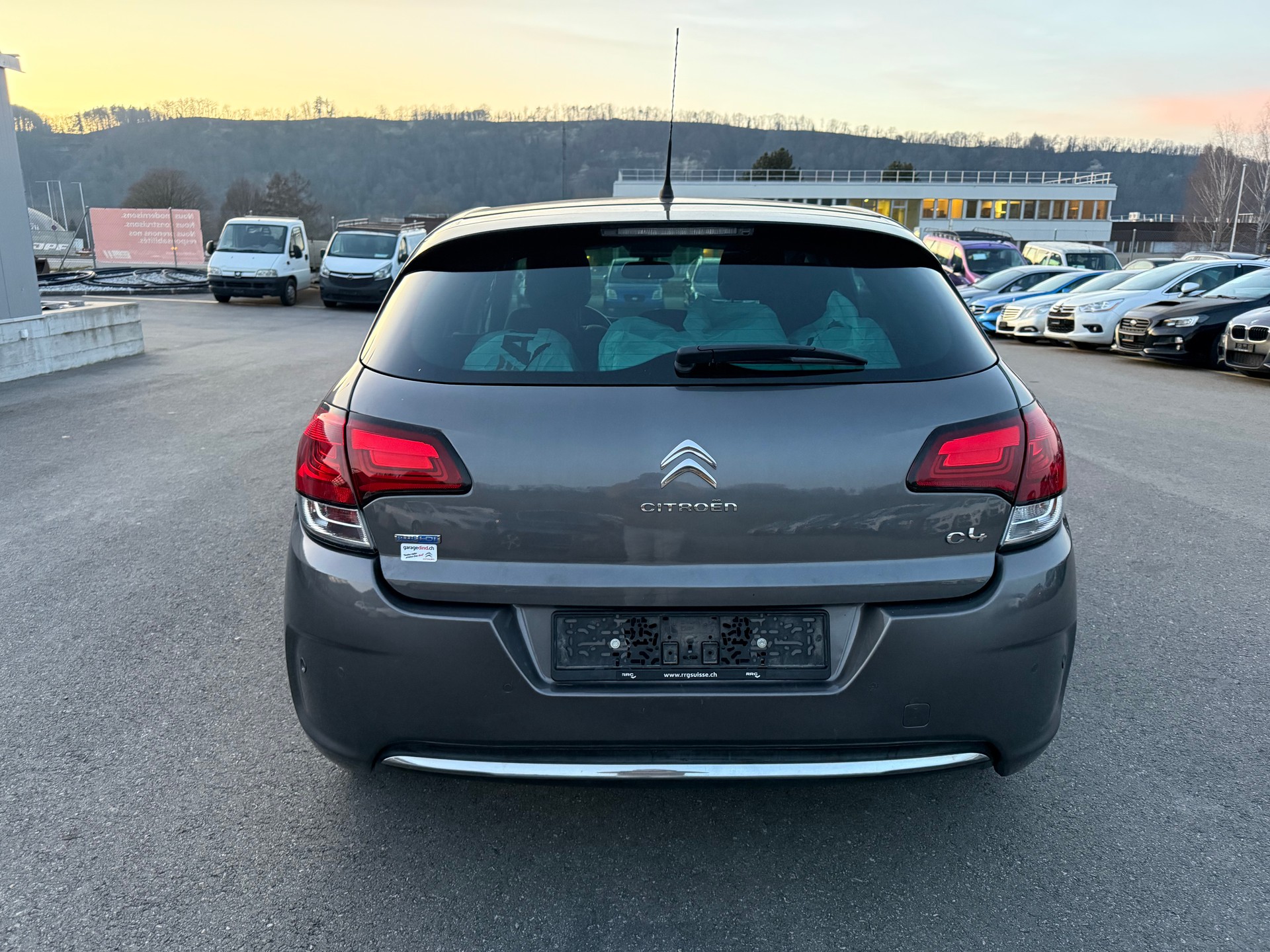 CITROEN C4 2.0 BlueHDi Shine-image-14