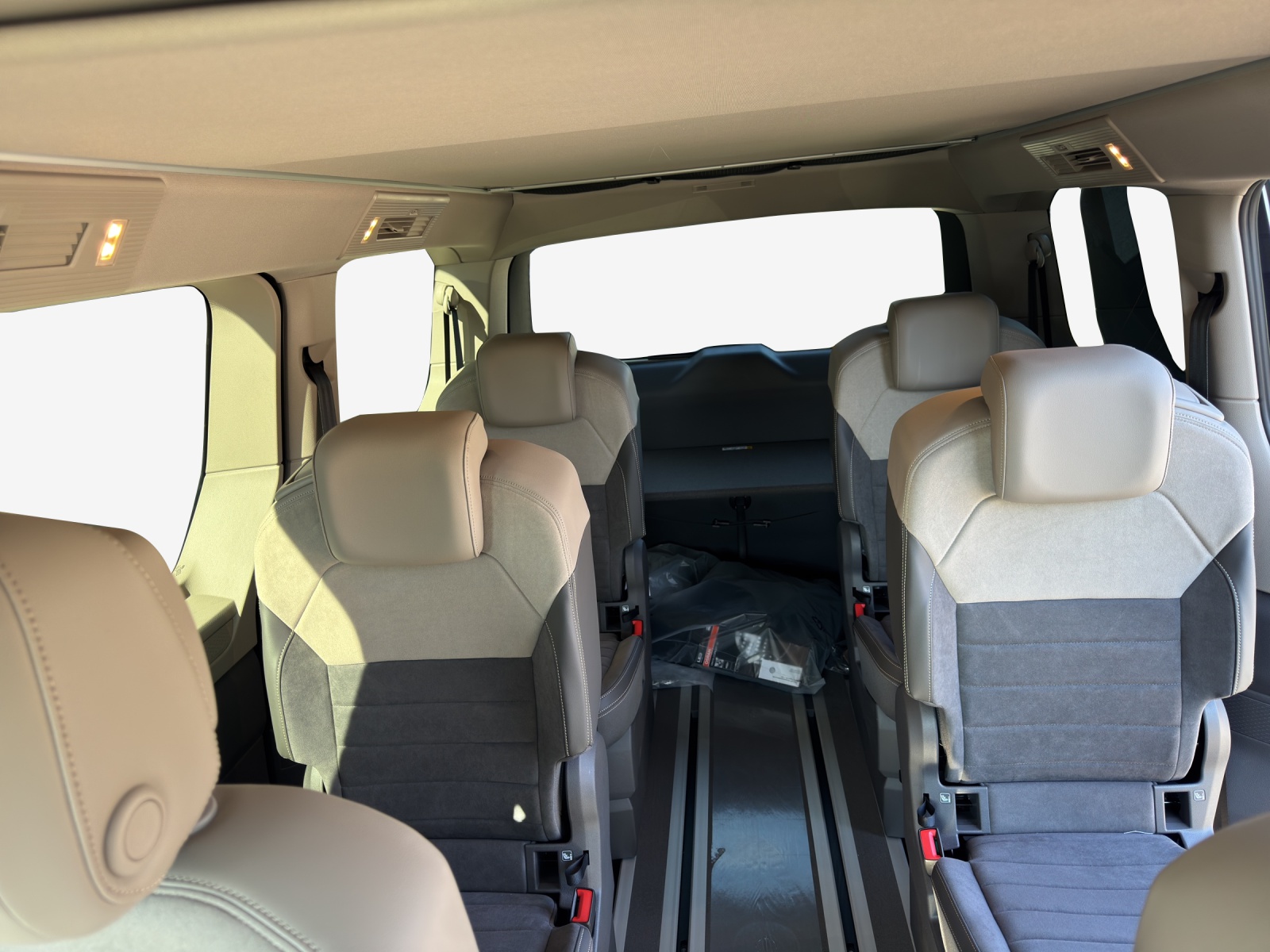 VW California 2.0 TSI Beach Liberty-image-11